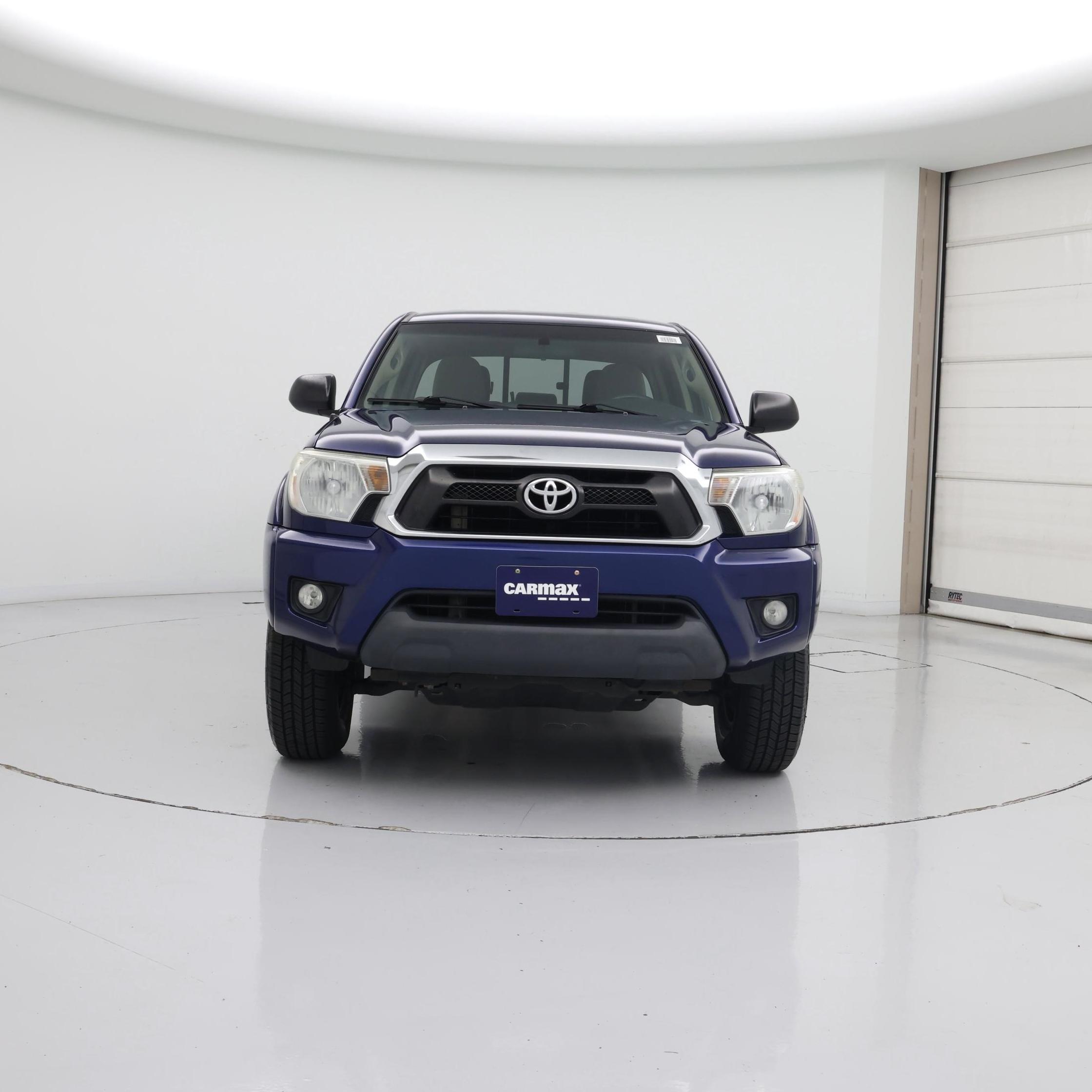 Thumbnail: 2015 Toyota Tacoma - 5