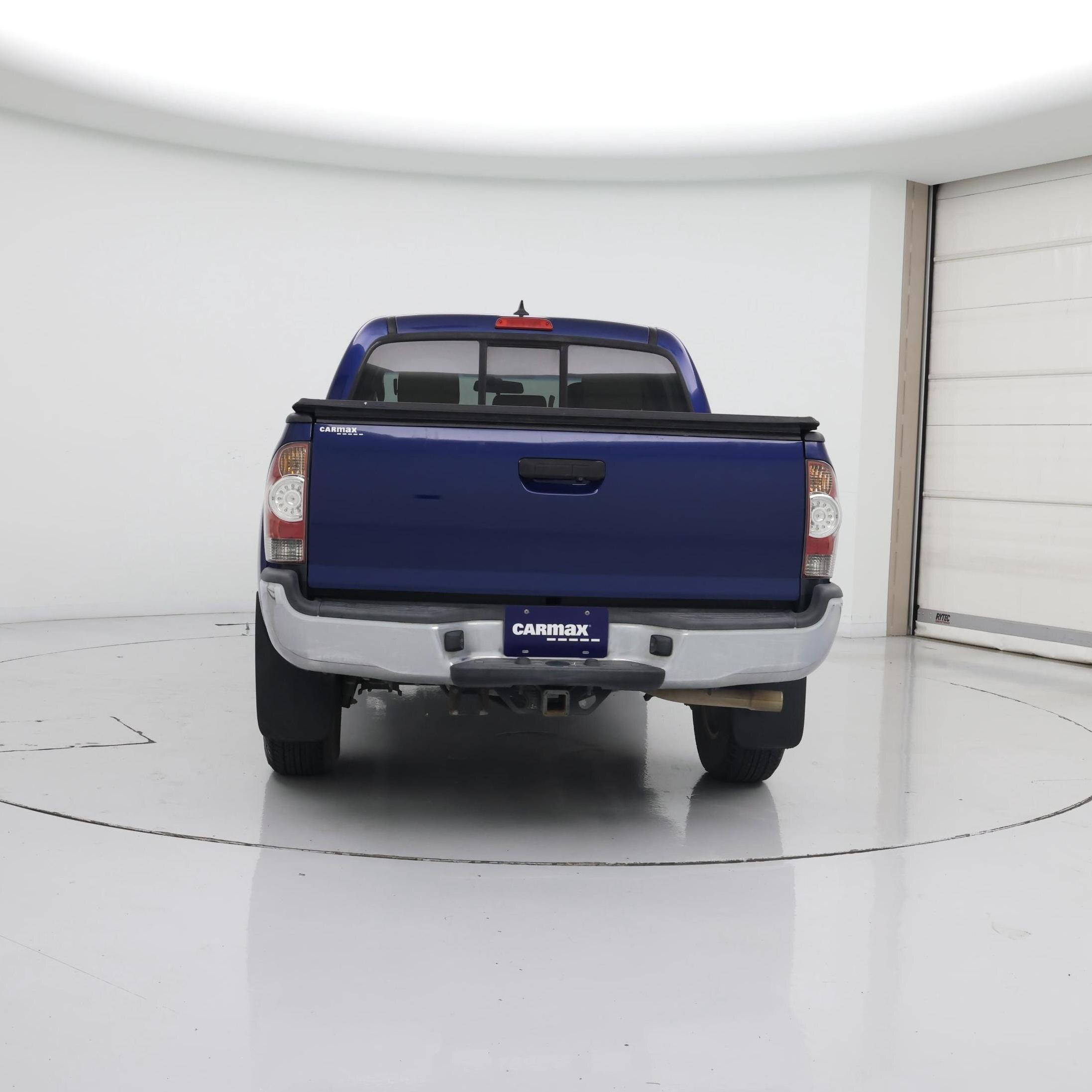 Thumbnail: 2015 Toyota Tacoma - 6