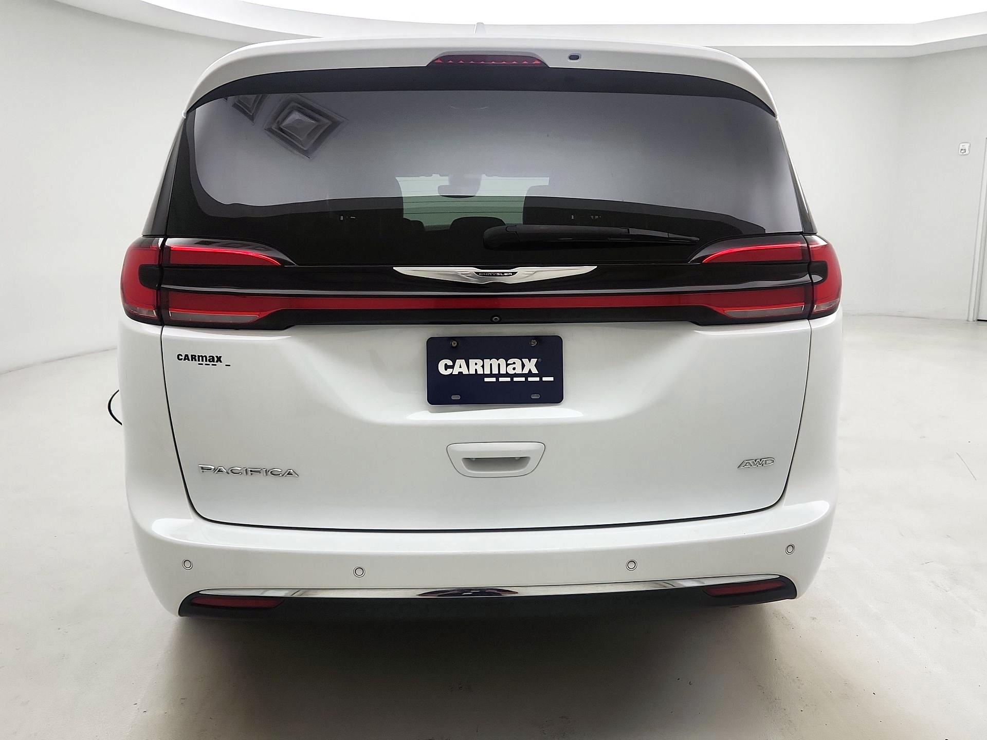 Thumbnail: 2021 Chrysler Pacifica - 6