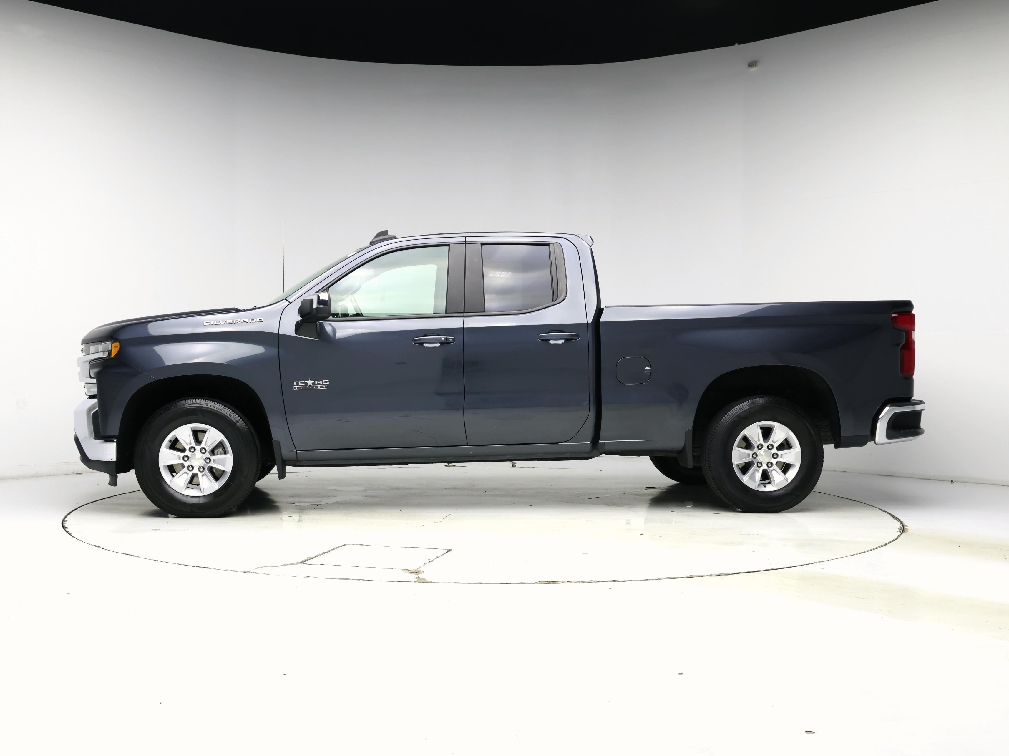 Thumbnail: 2020 Chevrolet Silverado 1500 - 3