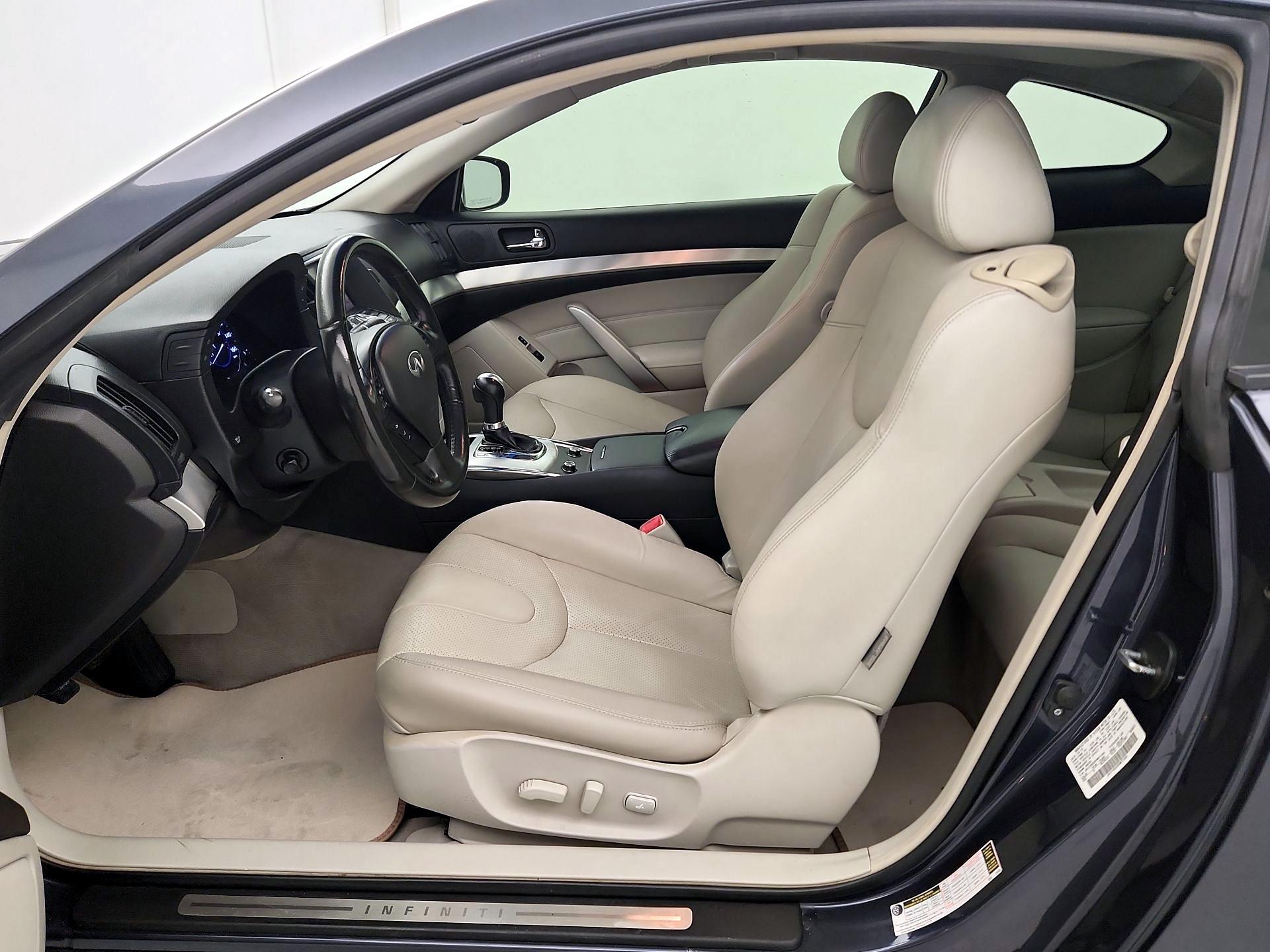 Thumbnail: 2015 INFINITI Q60 - 11