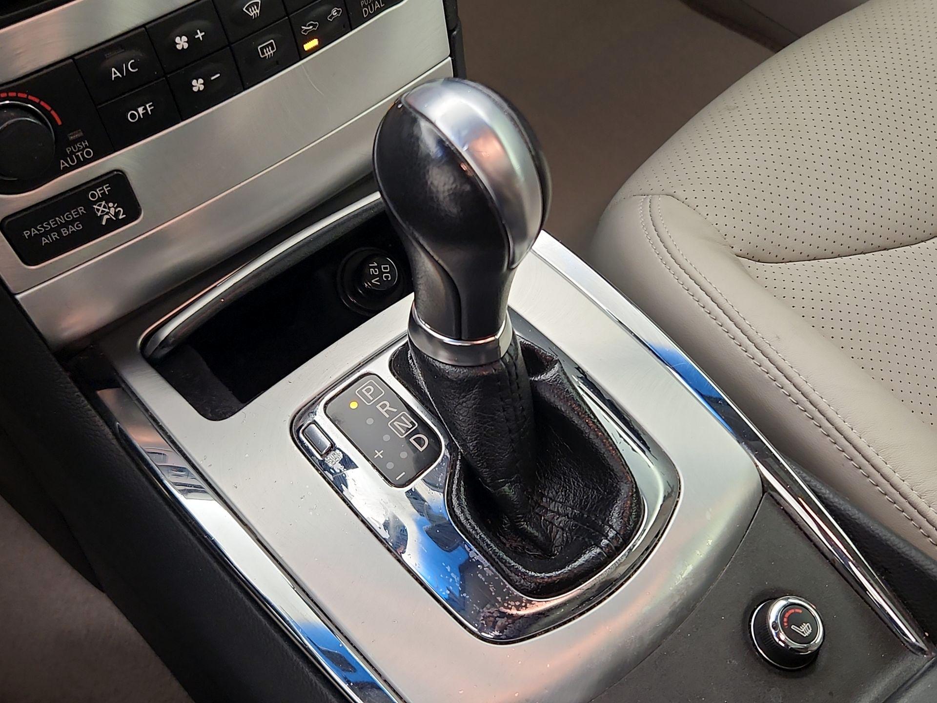 Thumbnail: 2015 INFINITI Q60 - 18