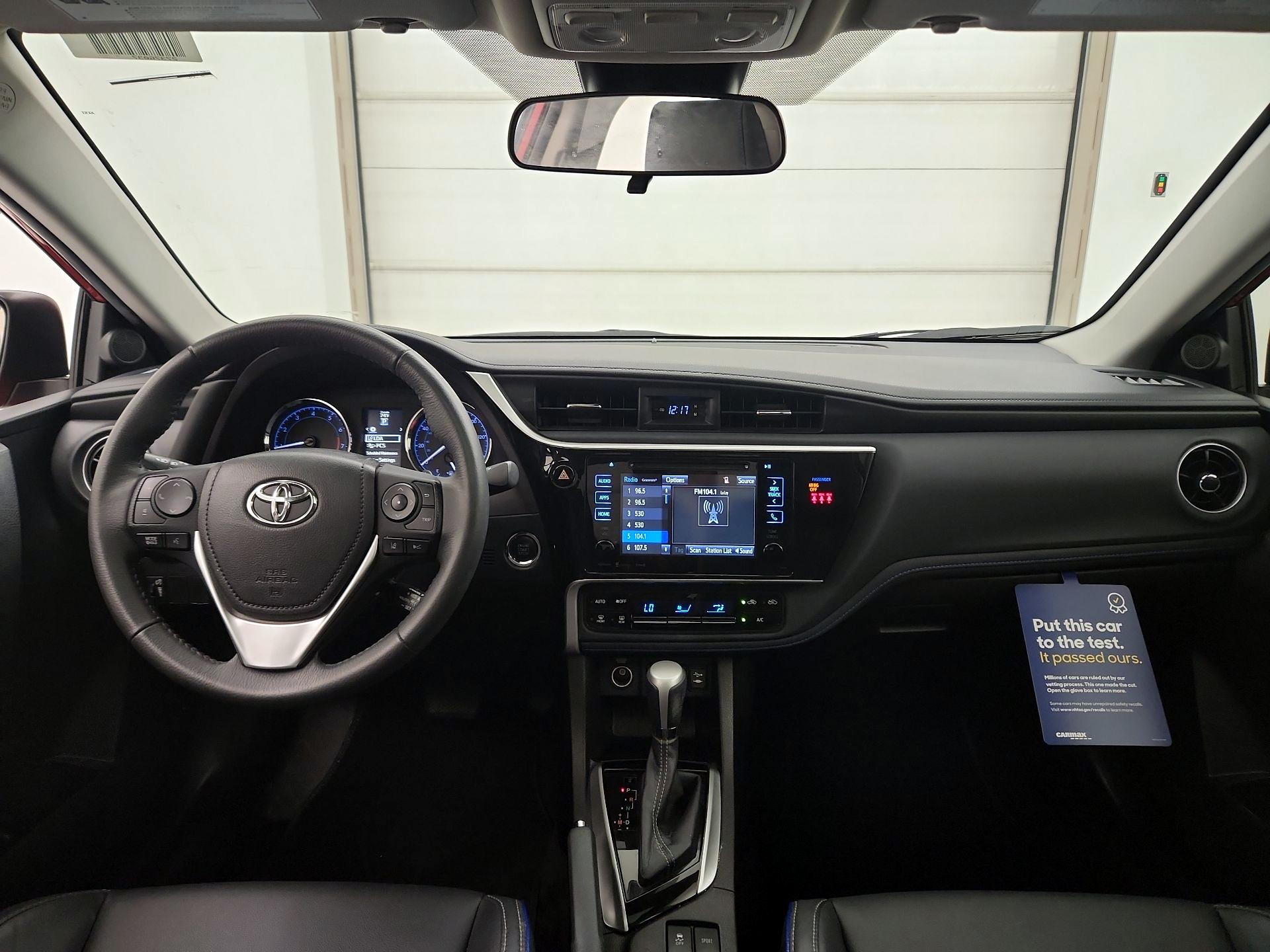 Thumbnail: 2018 Toyota Corolla - 9