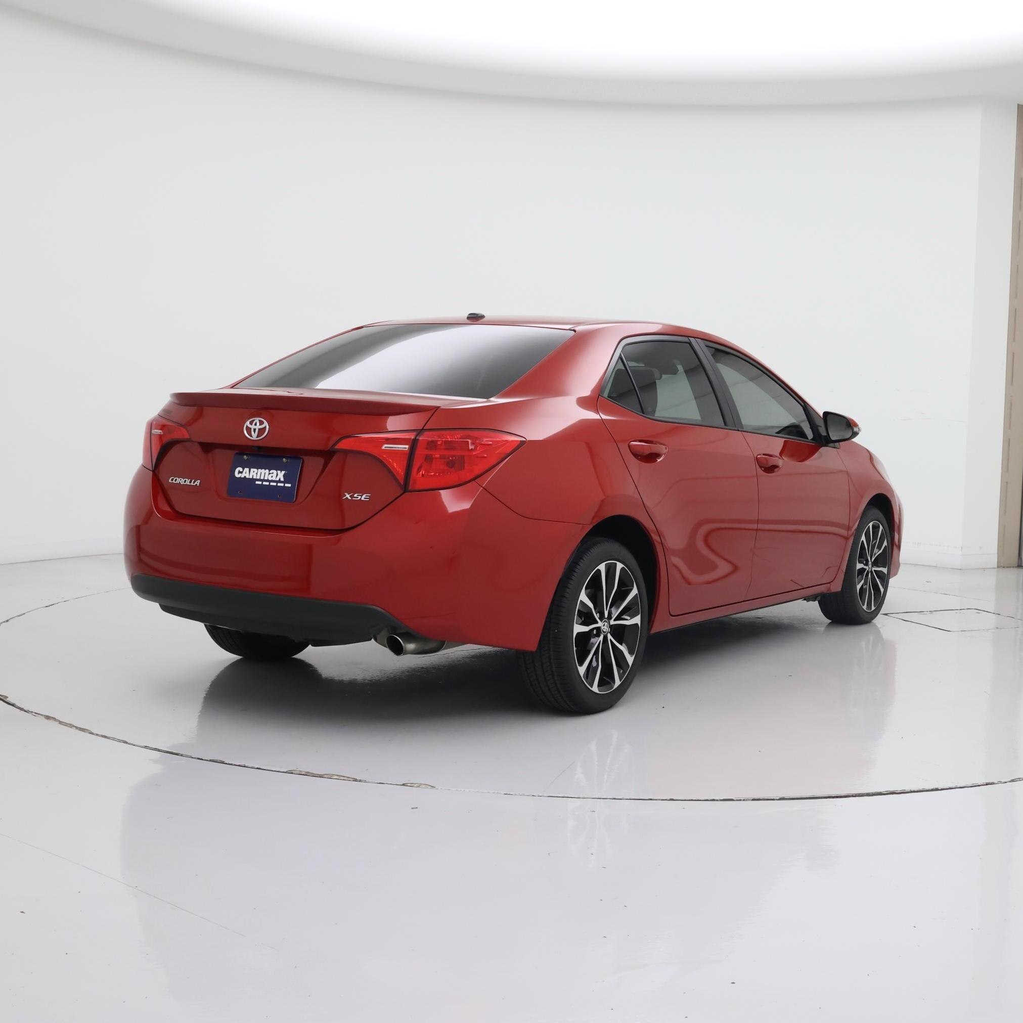 Thumbnail: 2018 Toyota Corolla - 8