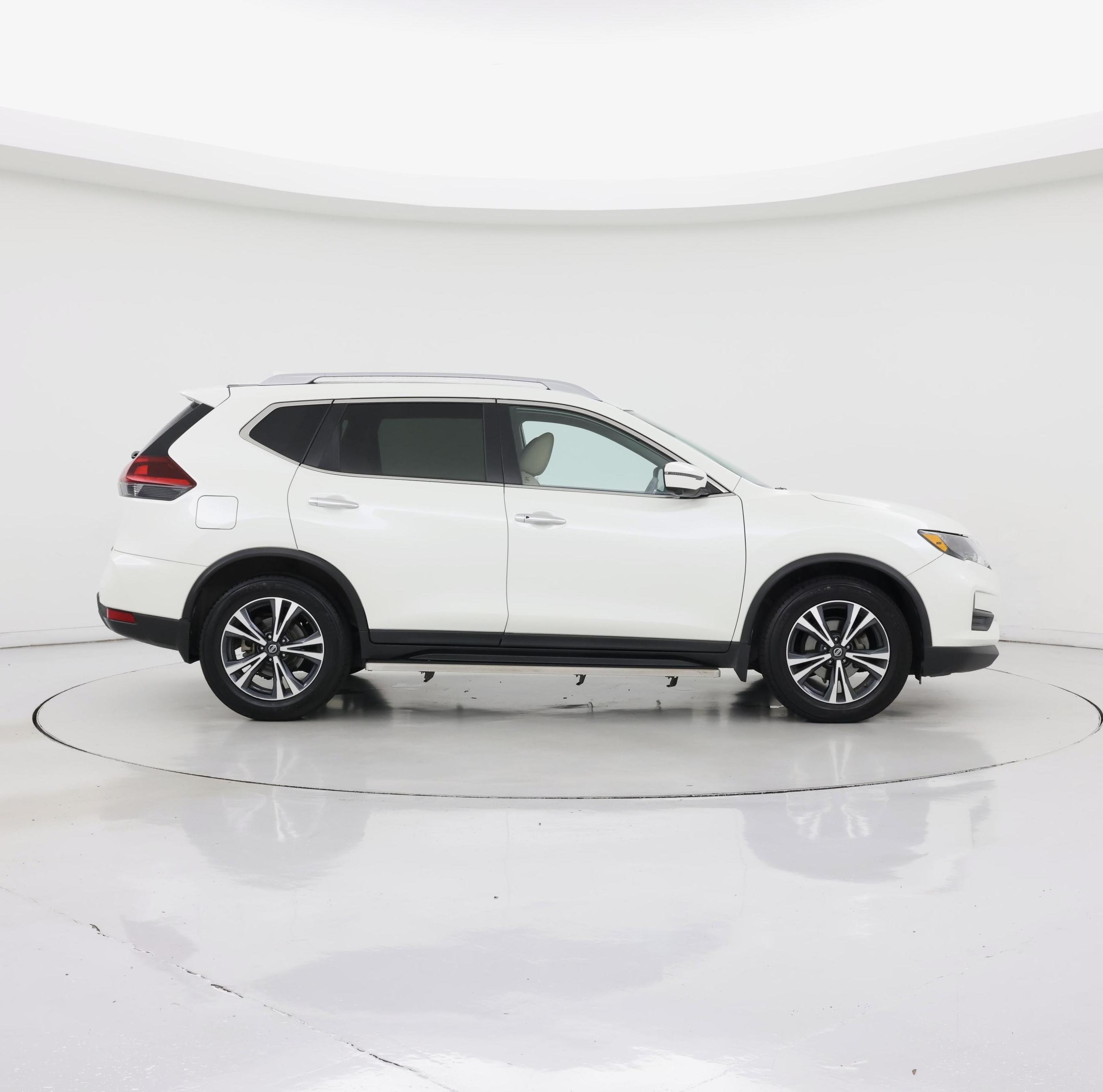 Thumbnail: 2020 Nissan Rogue - 7