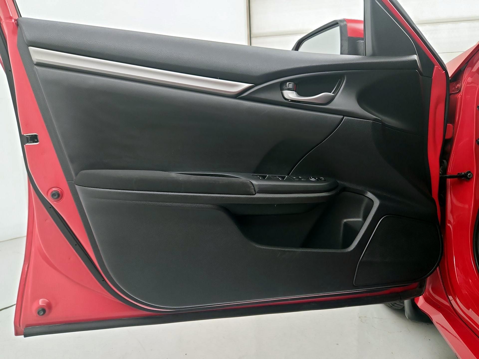 Thumbnail: 2018 Honda Civic - 12