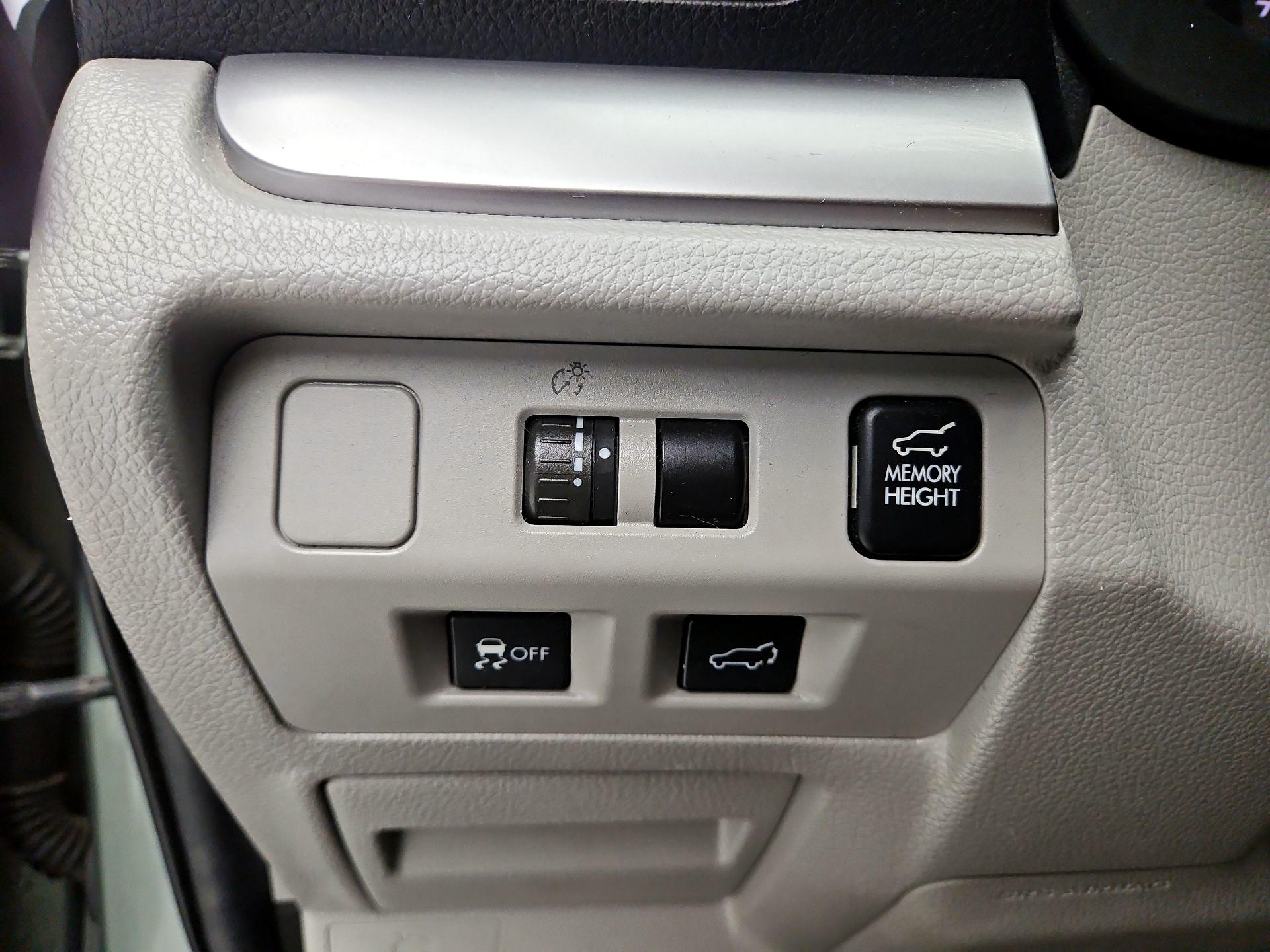 Thumbnail: 2015 Subaru Forester - 13