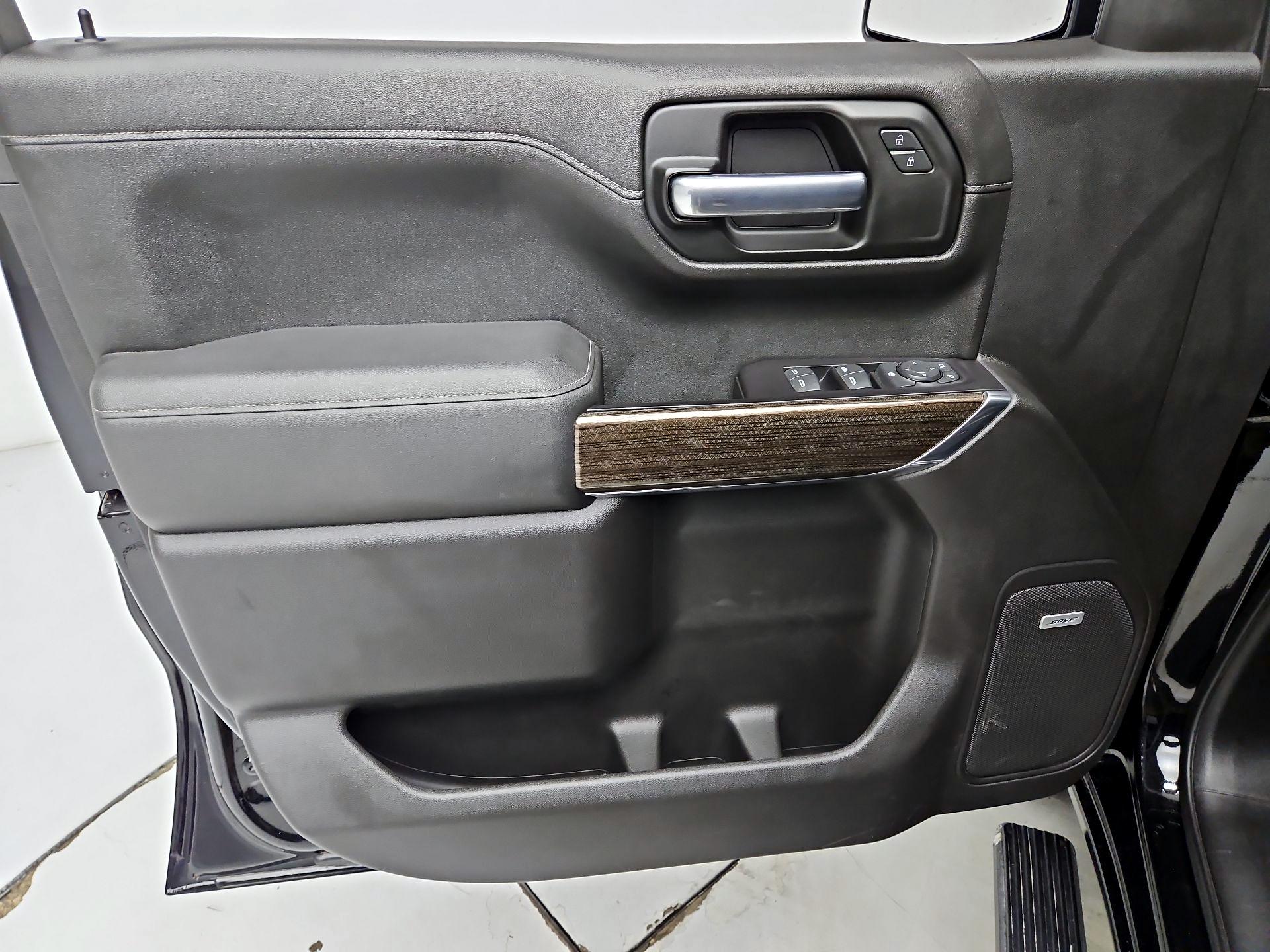 Thumbnail: 2019 Chevrolet Silverado 1500 - 12