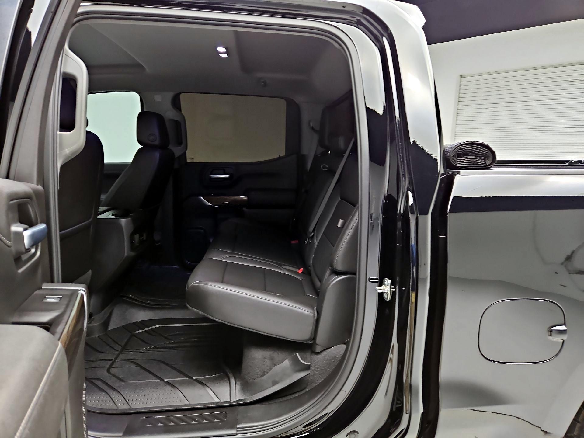 Thumbnail: 2019 Chevrolet Silverado 1500 - 19
