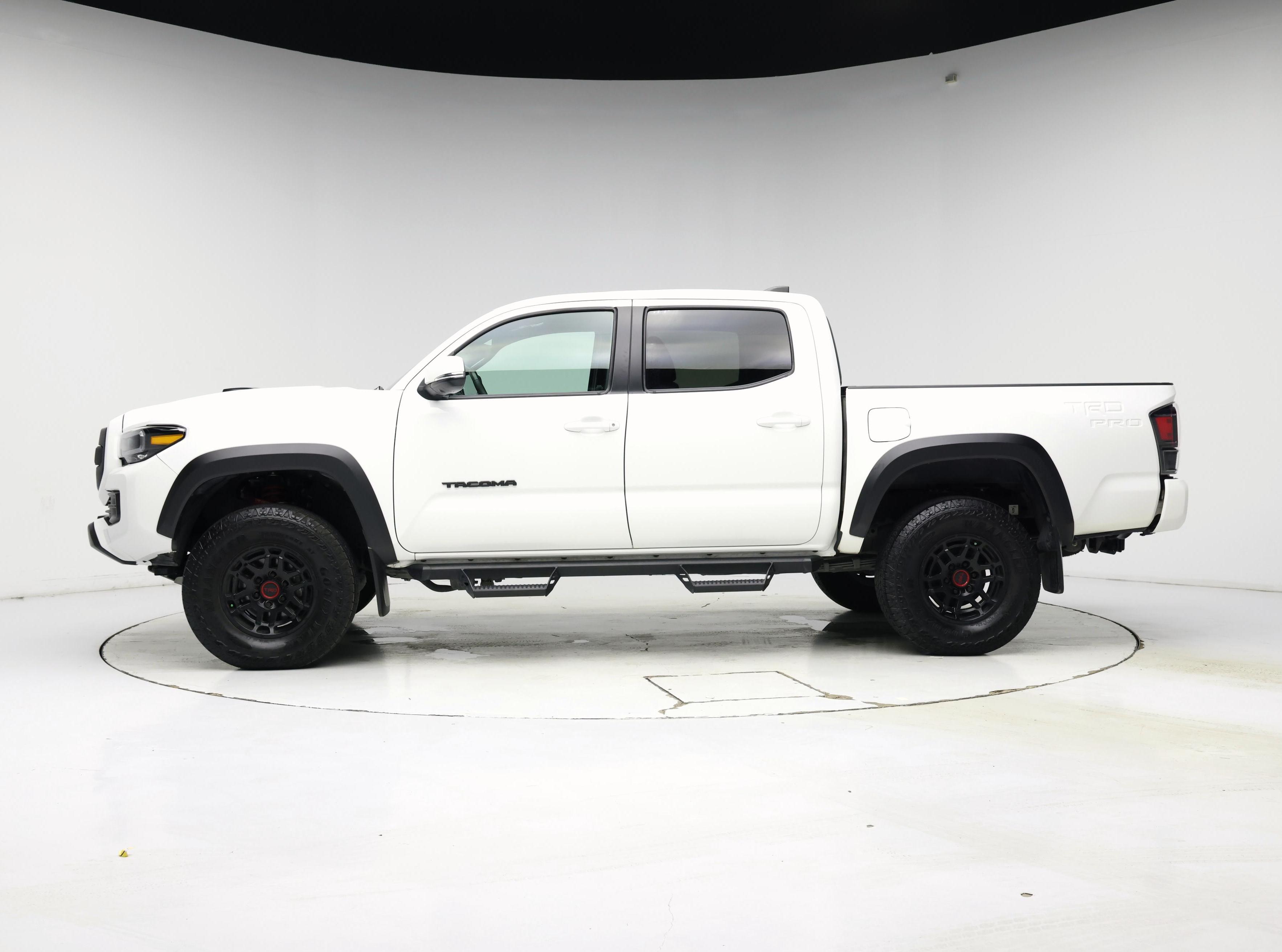 Thumbnail: 2023 Toyota Tacoma - 3