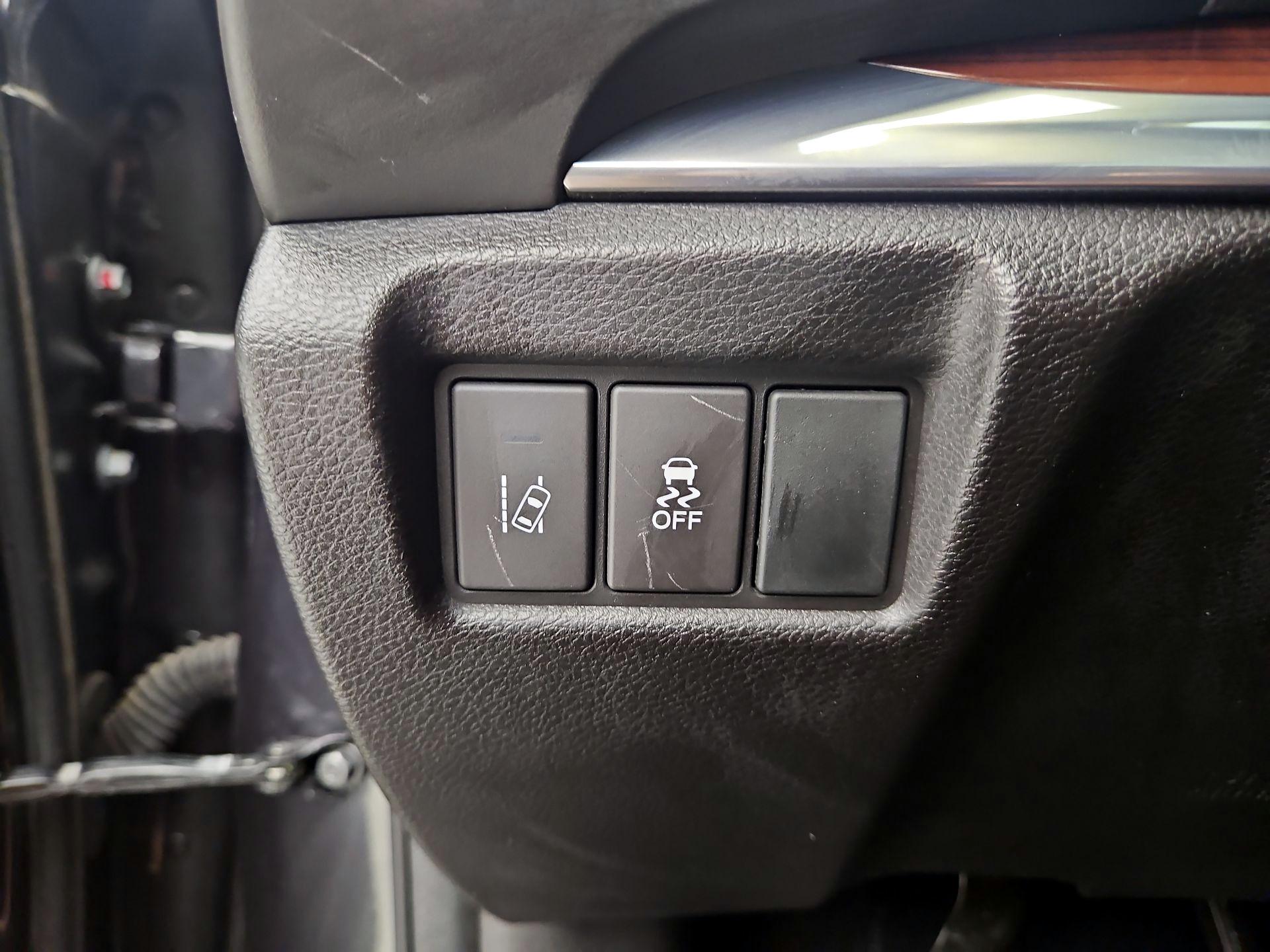 Thumbnail: 2016 Acura MDX - 13