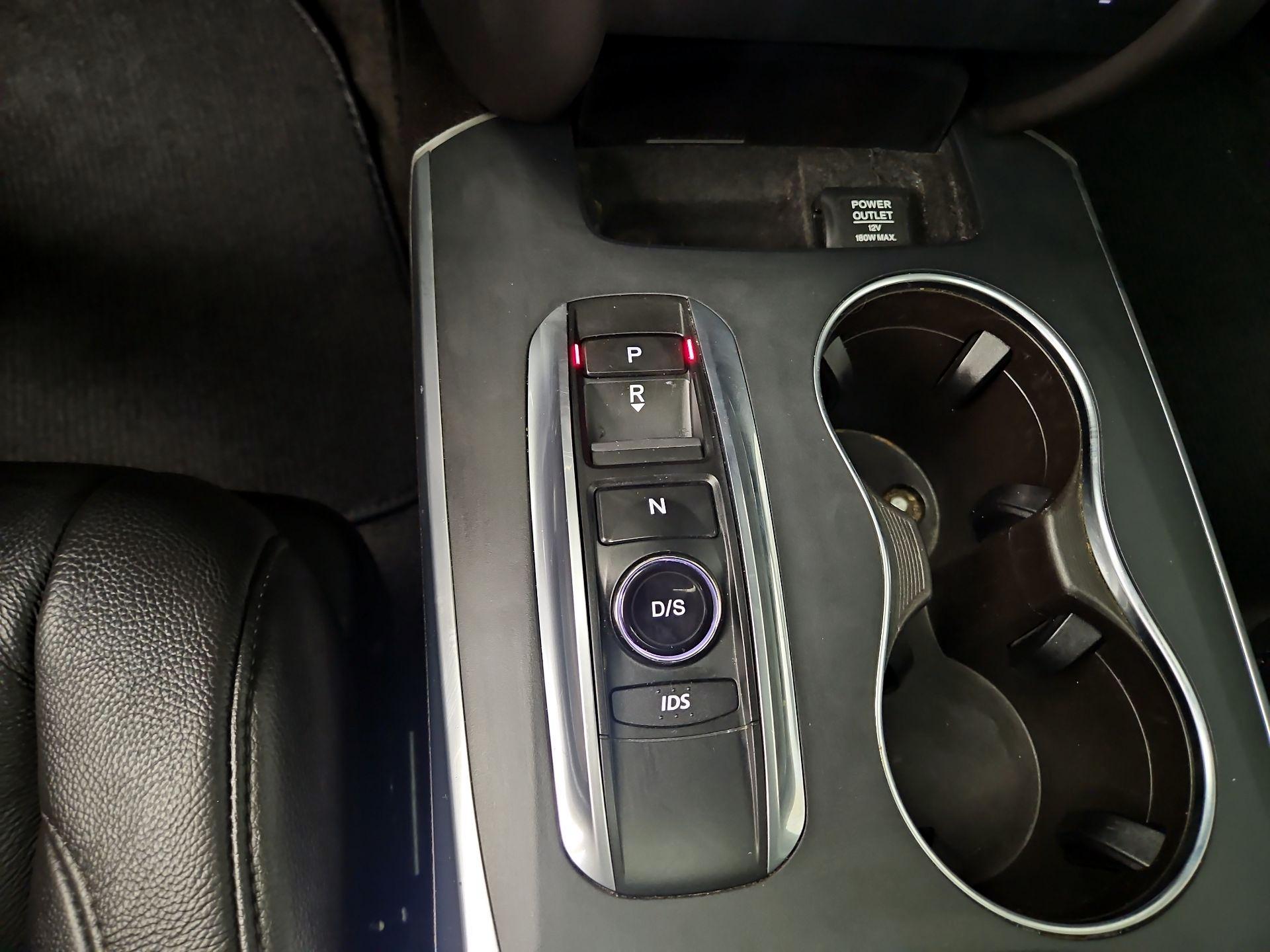 Thumbnail: 2016 Acura MDX - 18