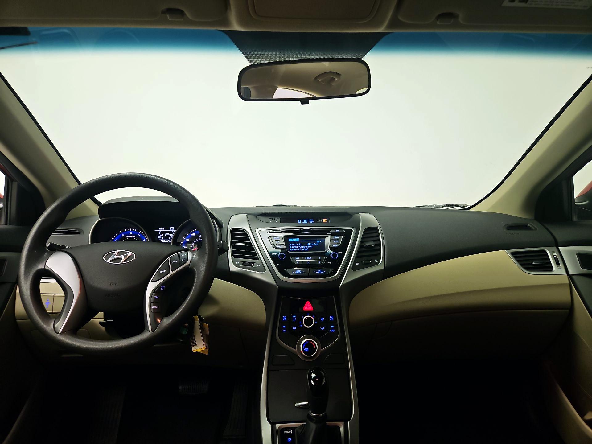 Thumbnail: 2015 Hyundai Elantra - 9