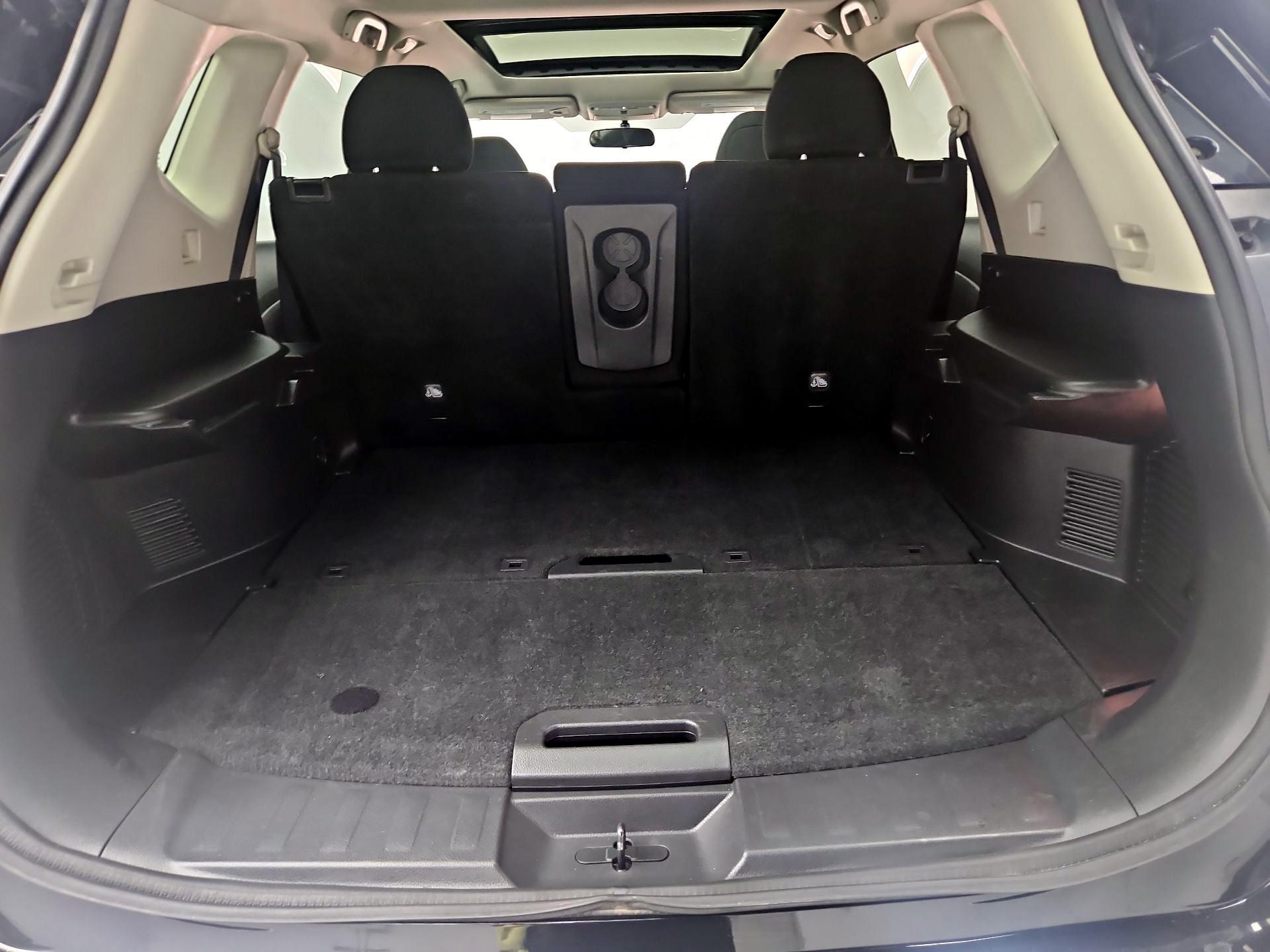 Thumbnail: 2016 Nissan Rogue - 20