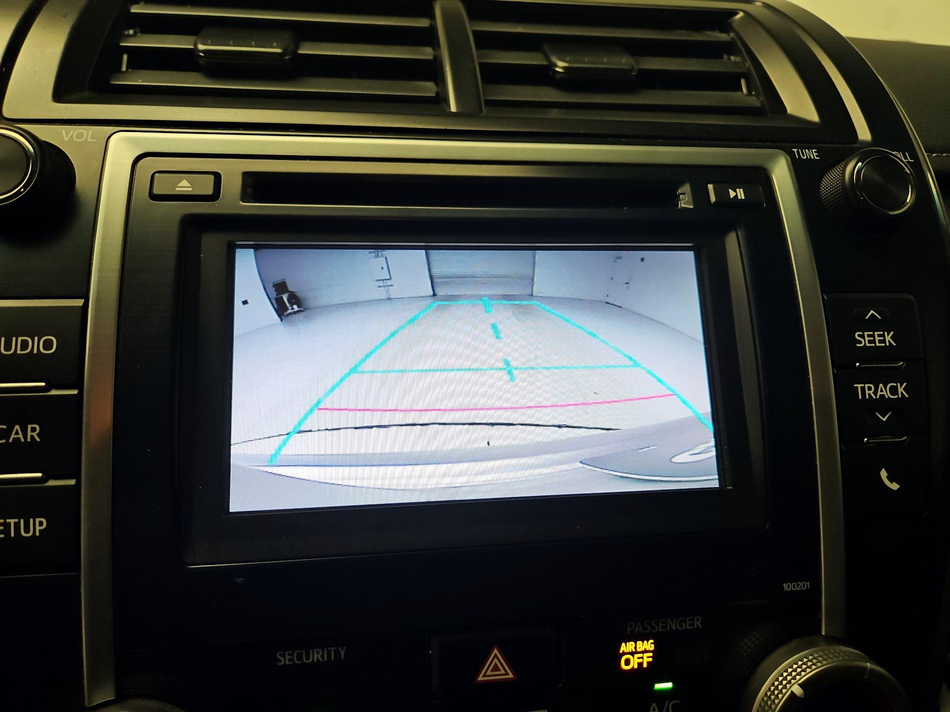 Thumbnail: 2014 Toyota Camry - 14