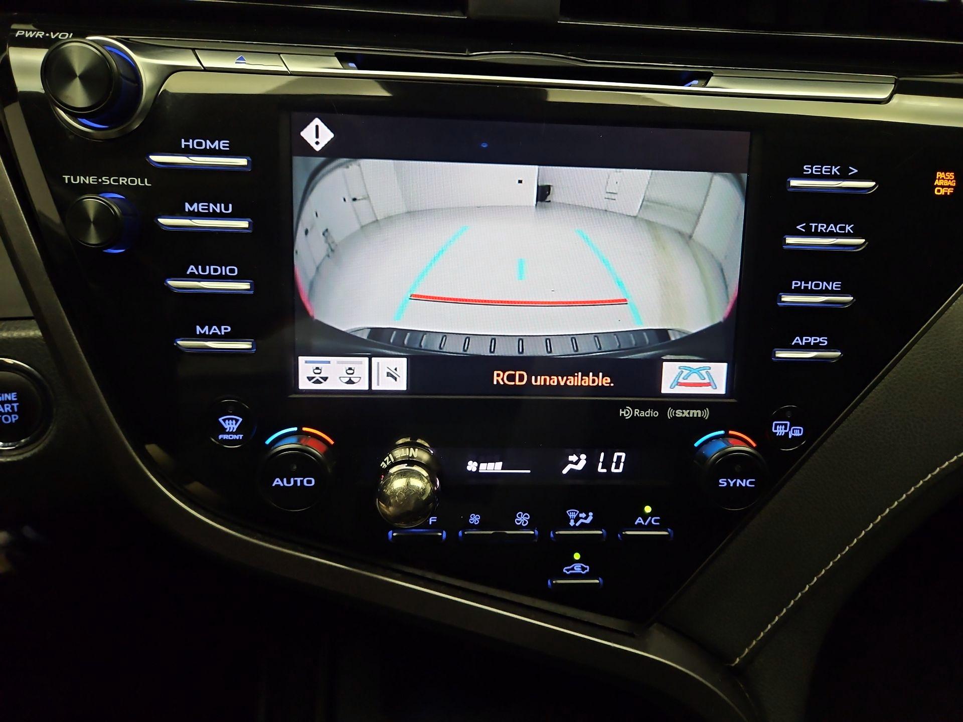 Thumbnail: 2020 Toyota Camry - 14