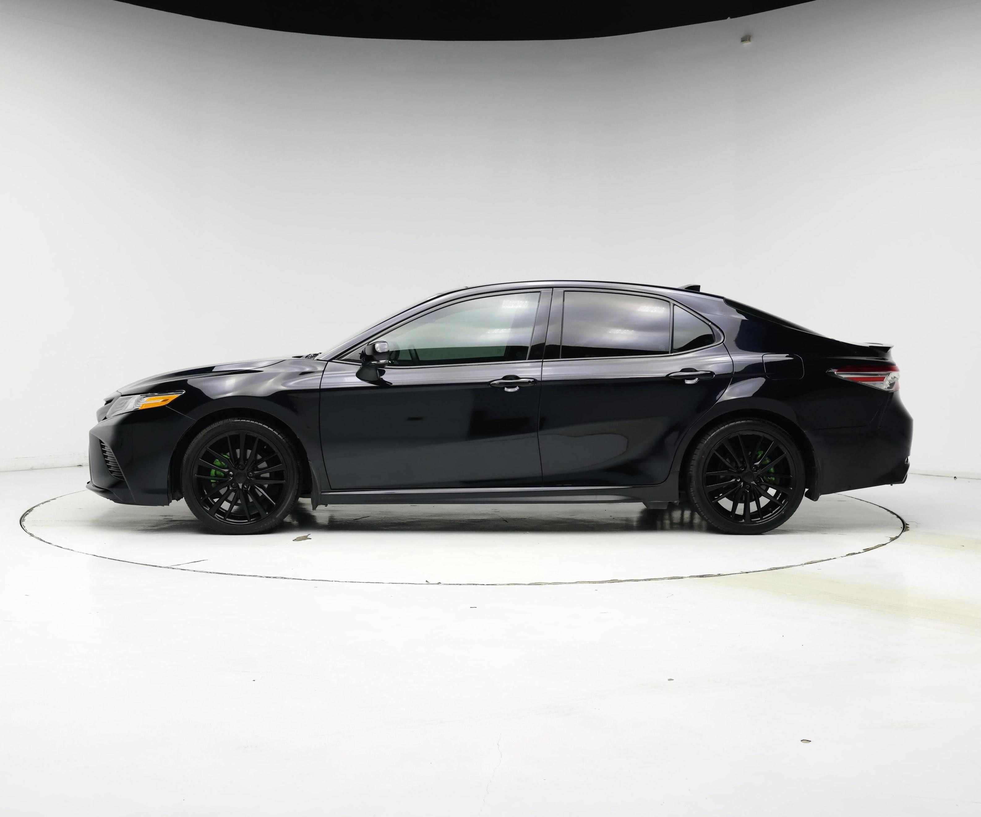 Thumbnail: 2020 Toyota Camry - 3