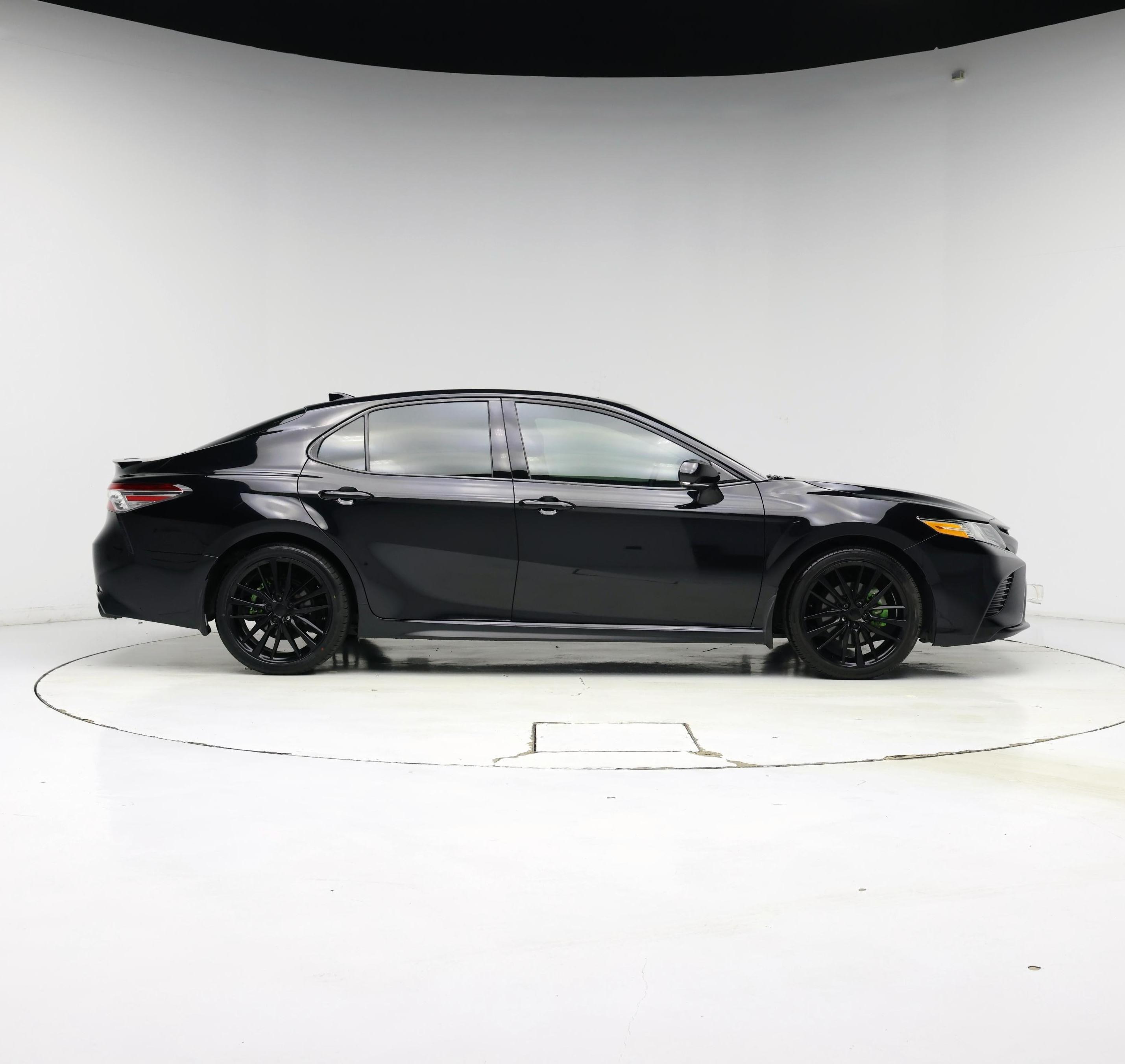 Thumbnail: 2020 Toyota Camry - 7