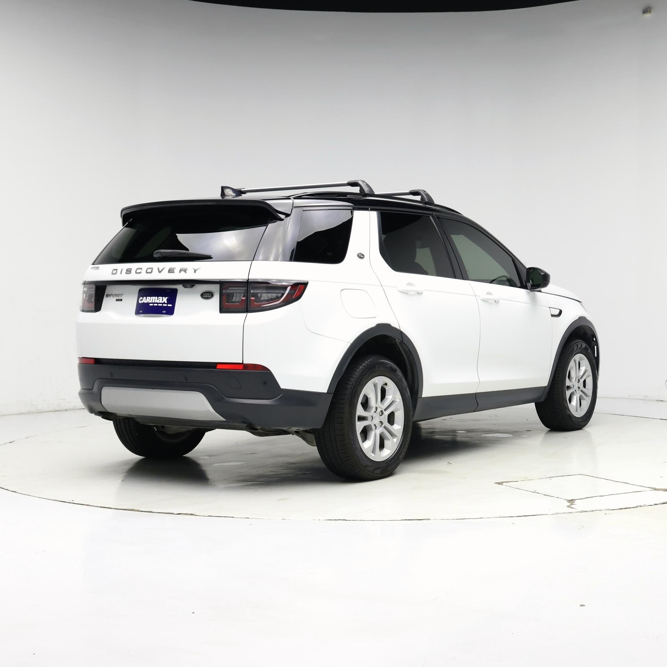 Thumbnail: 2020 Land Rover Discovery Sport - 8