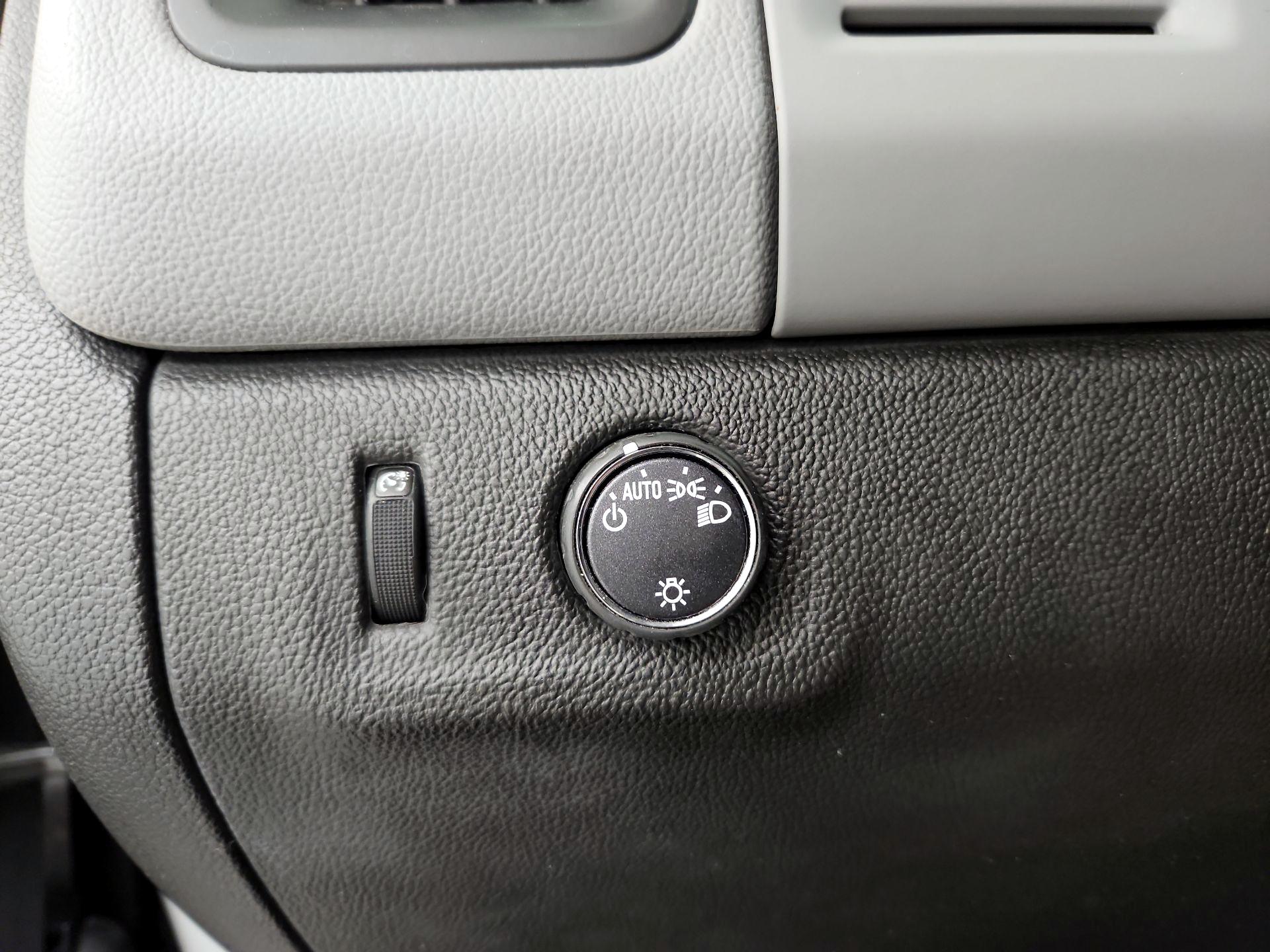 Thumbnail: 2016 Chevrolet Colorado - 13