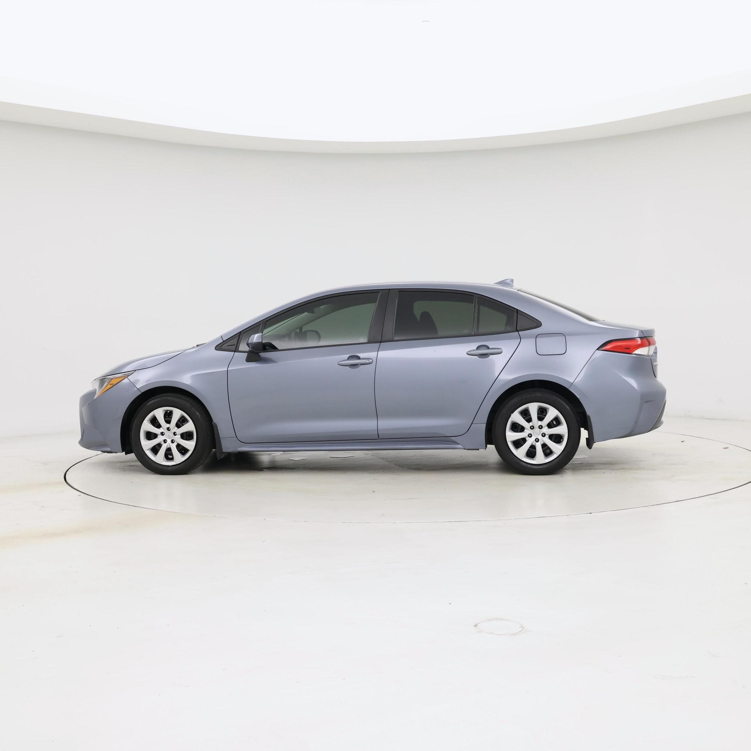 Thumbnail: 2022 Toyota Corolla - 3