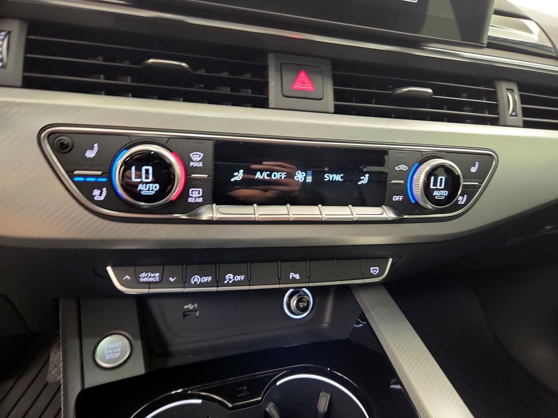 Thumbnail: 2020 Audi A4 - 16