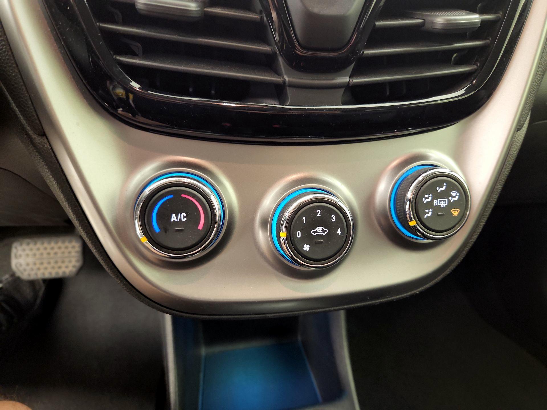 Thumbnail: 2018 Chevrolet Spark - 16