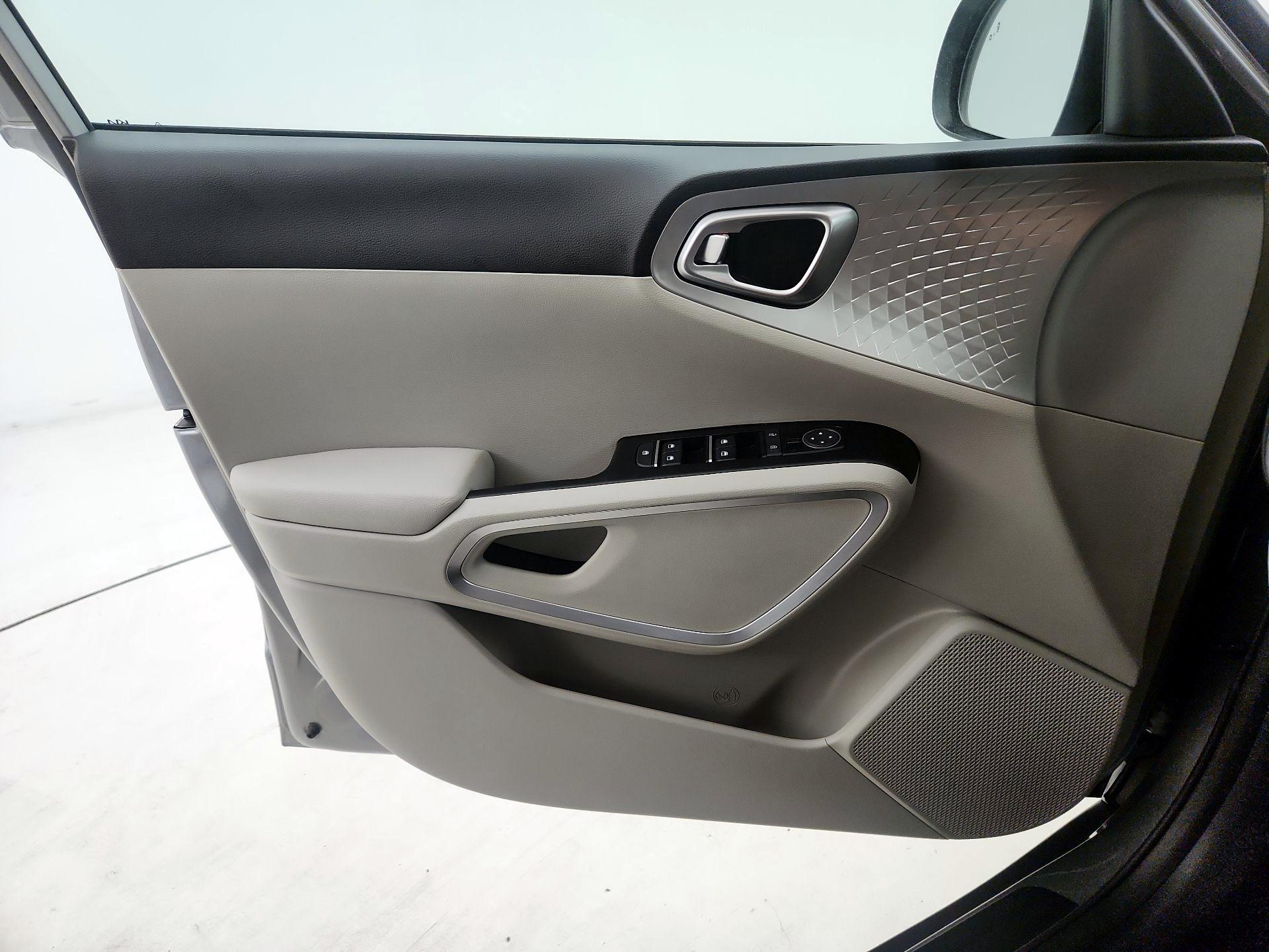 Thumbnail: 2024 Kia Soul - 12