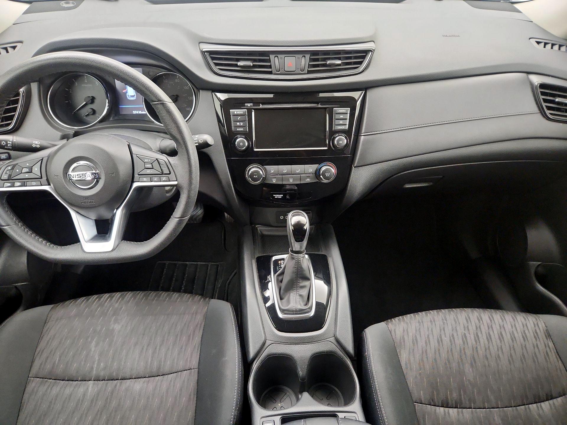 Thumbnail: 2020 Nissan Rogue - 9