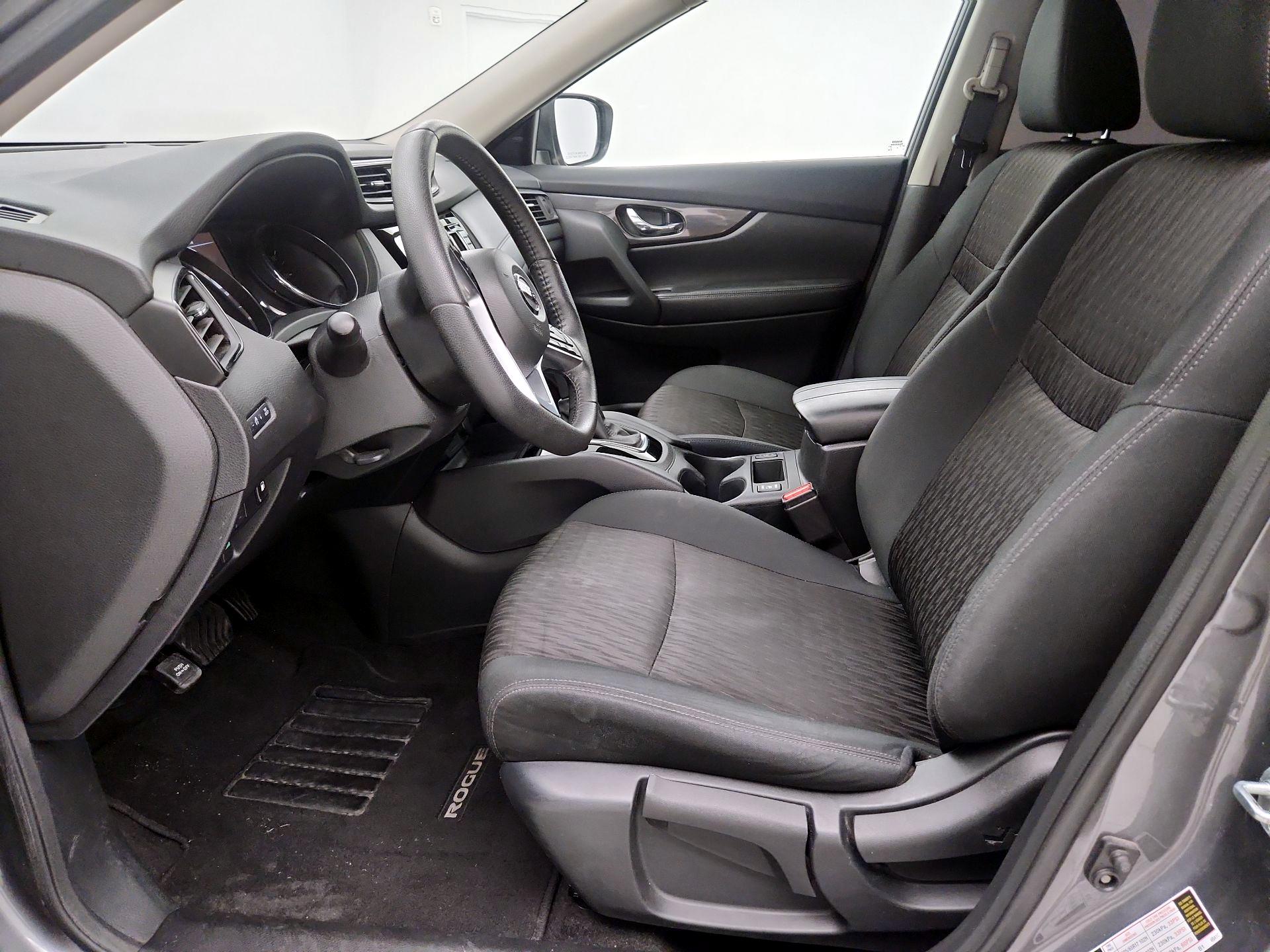 Thumbnail: 2020 Nissan Rogue - 11