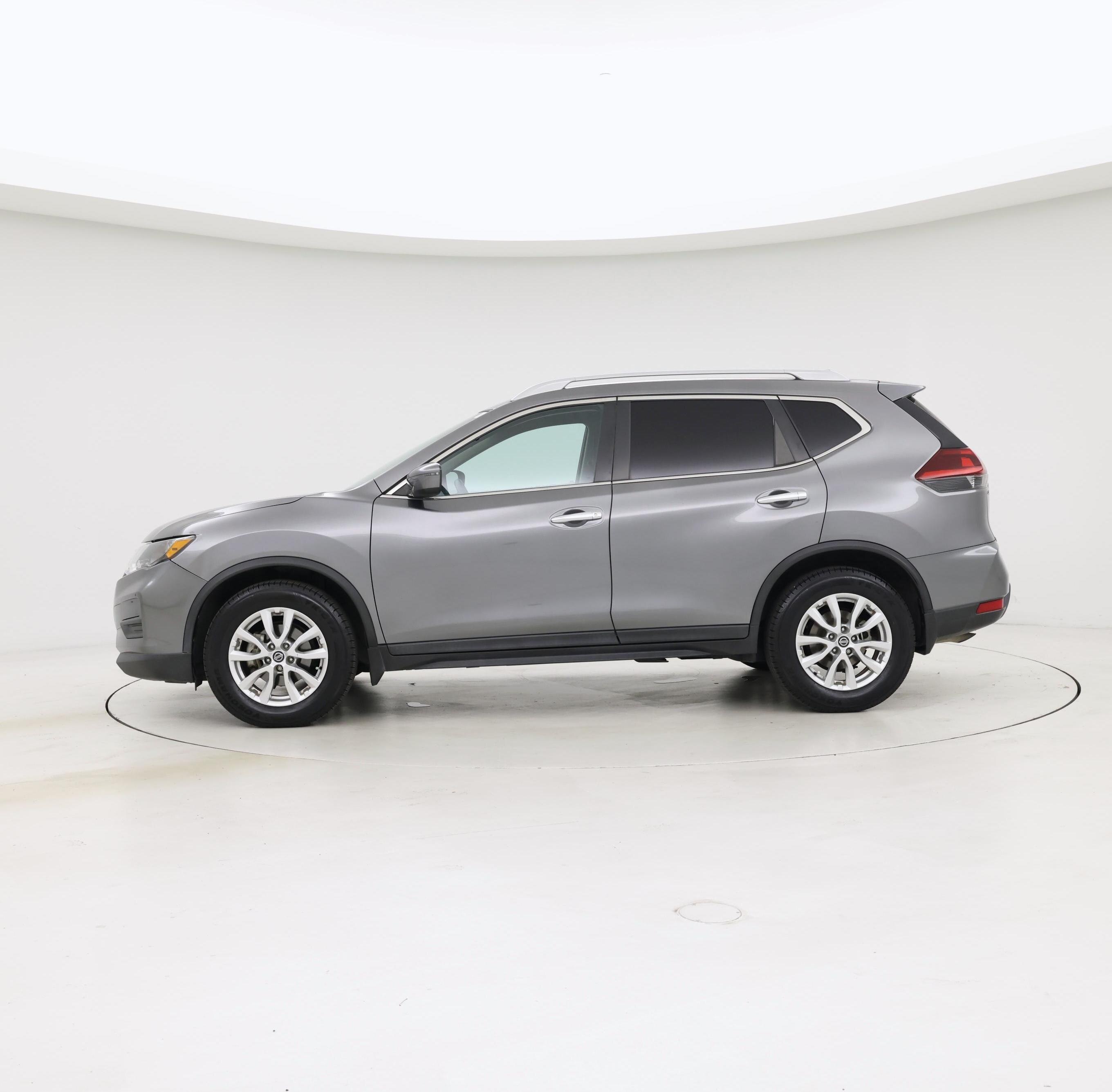 Thumbnail: 2020 Nissan Rogue - 3