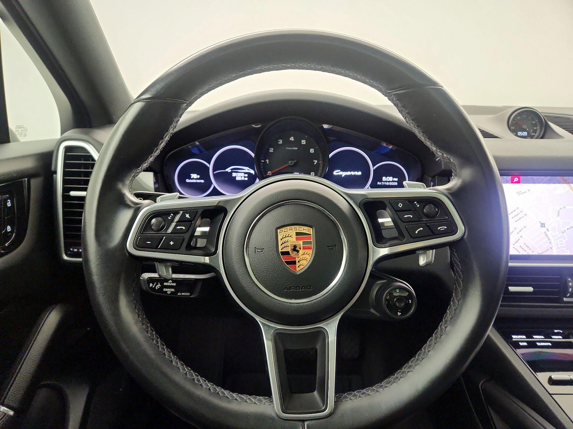 Thumbnail: 2021 Porsche Cayenne - 10