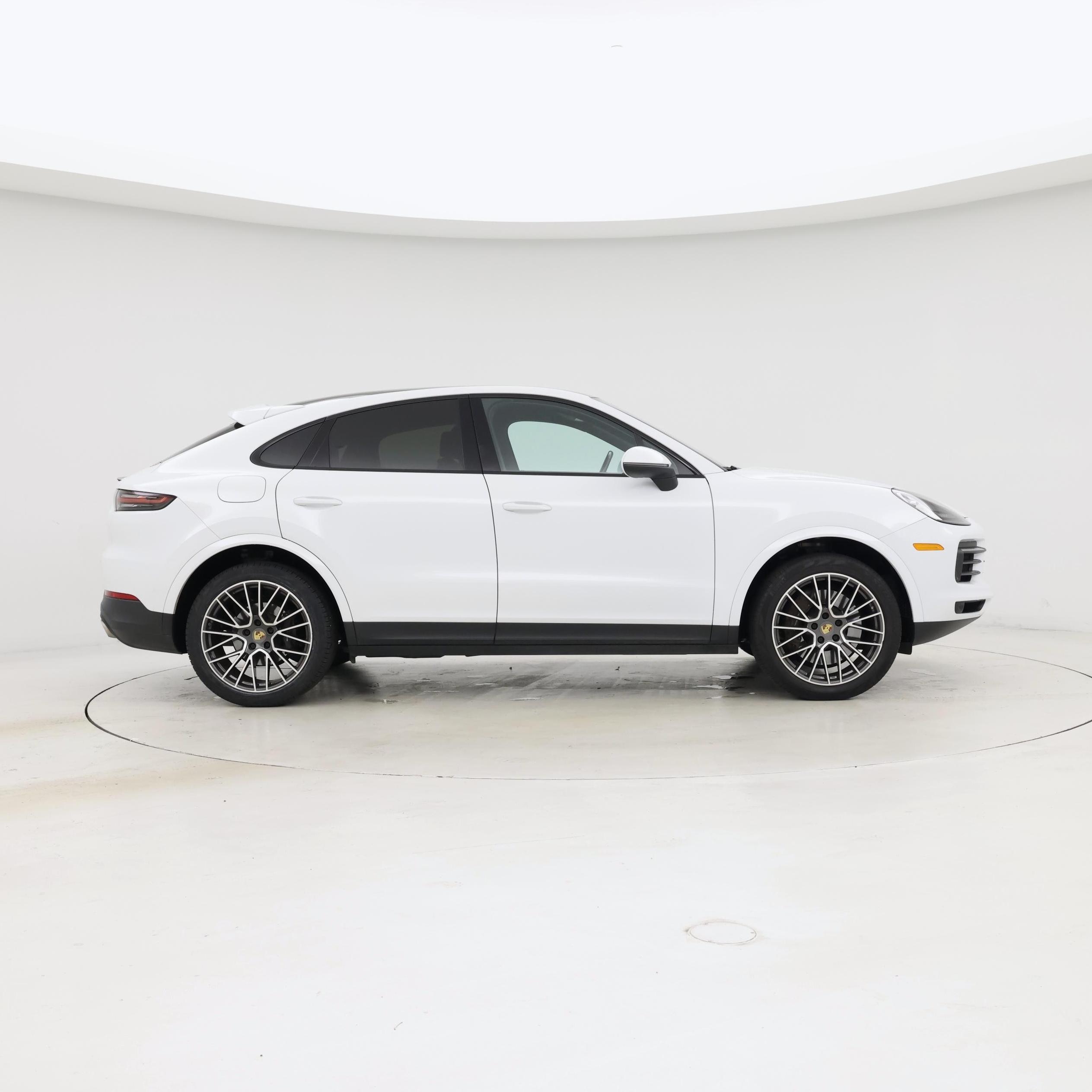 Thumbnail: 2021 Porsche Cayenne - 7