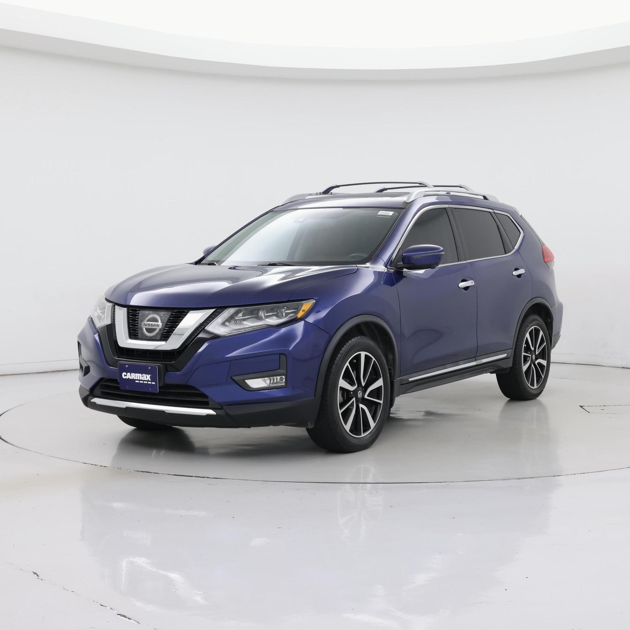 Thumbnail: 2017 Nissan Rogue - 4