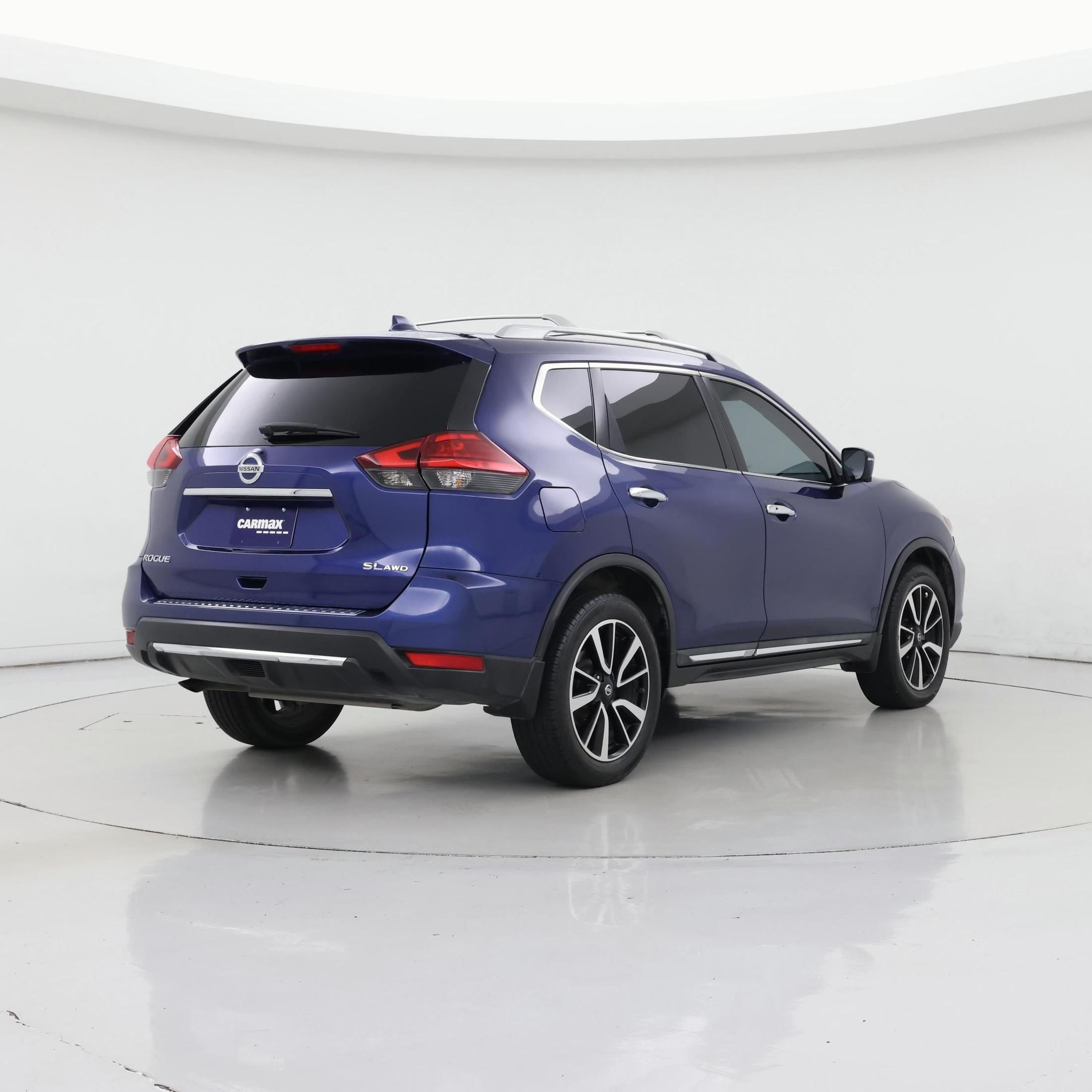 Thumbnail: 2017 Nissan Rogue - 8