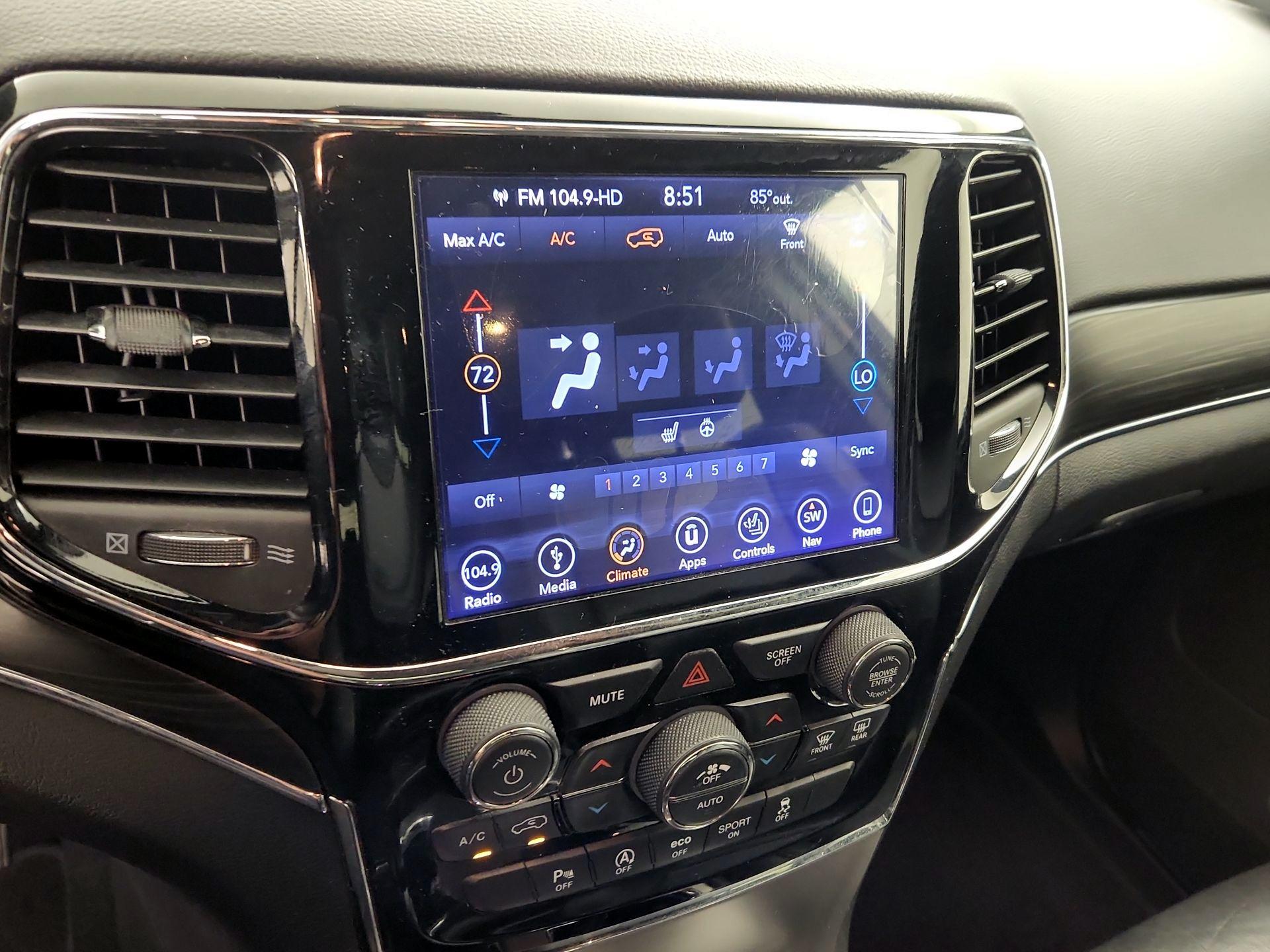 Thumbnail: 2019 Jeep Grand Cherokee - 17