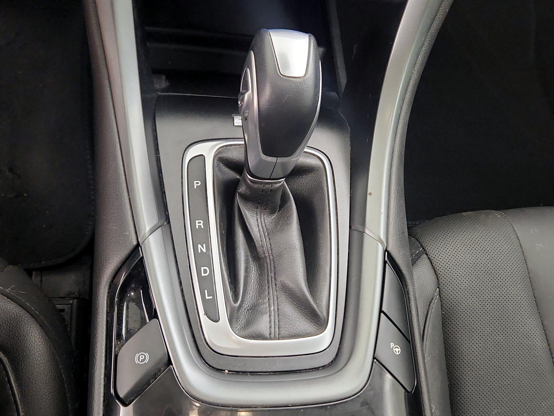Thumbnail: 2014 Ford Fusion - 18
