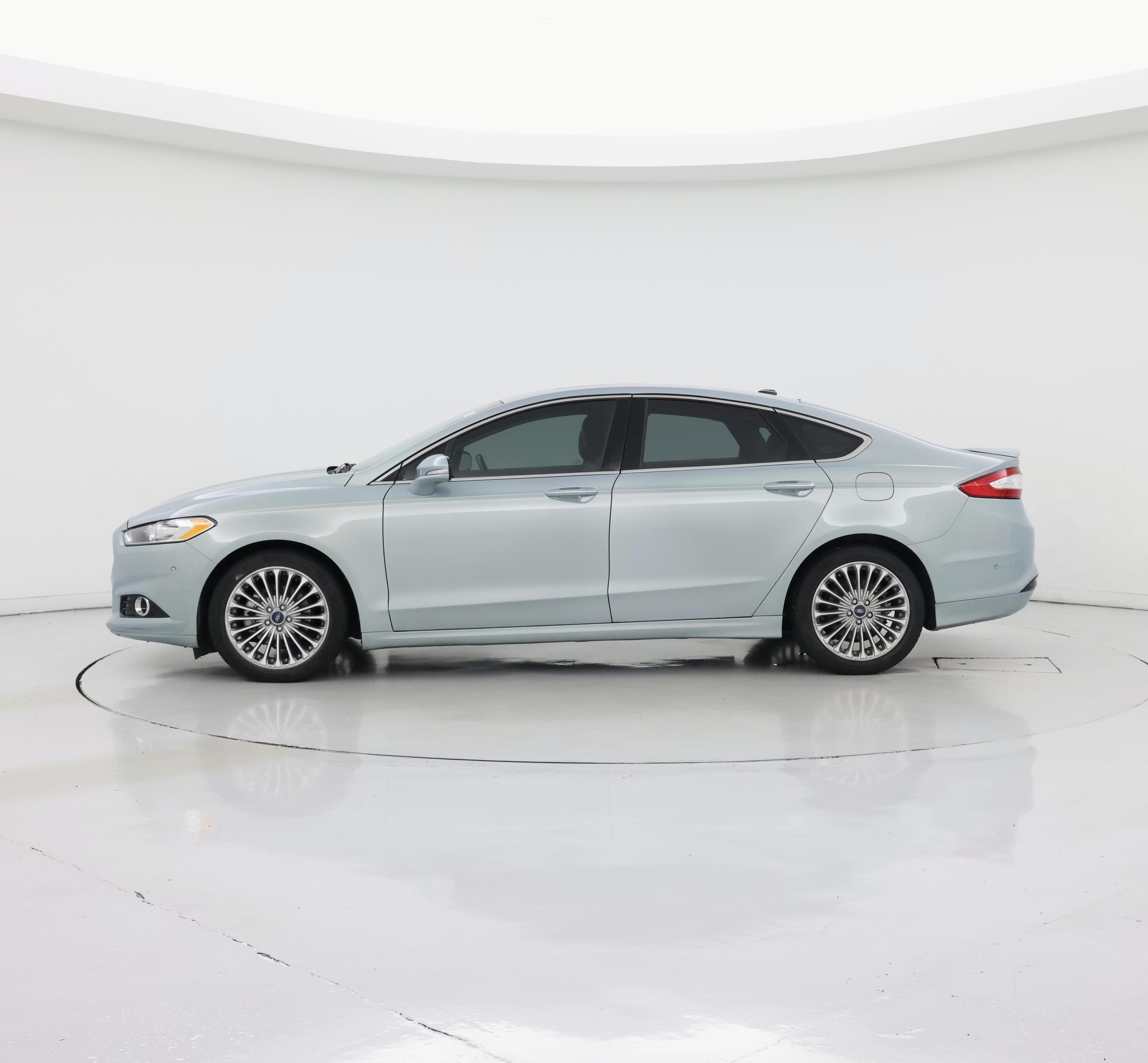 Thumbnail: 2014 Ford Fusion - 3