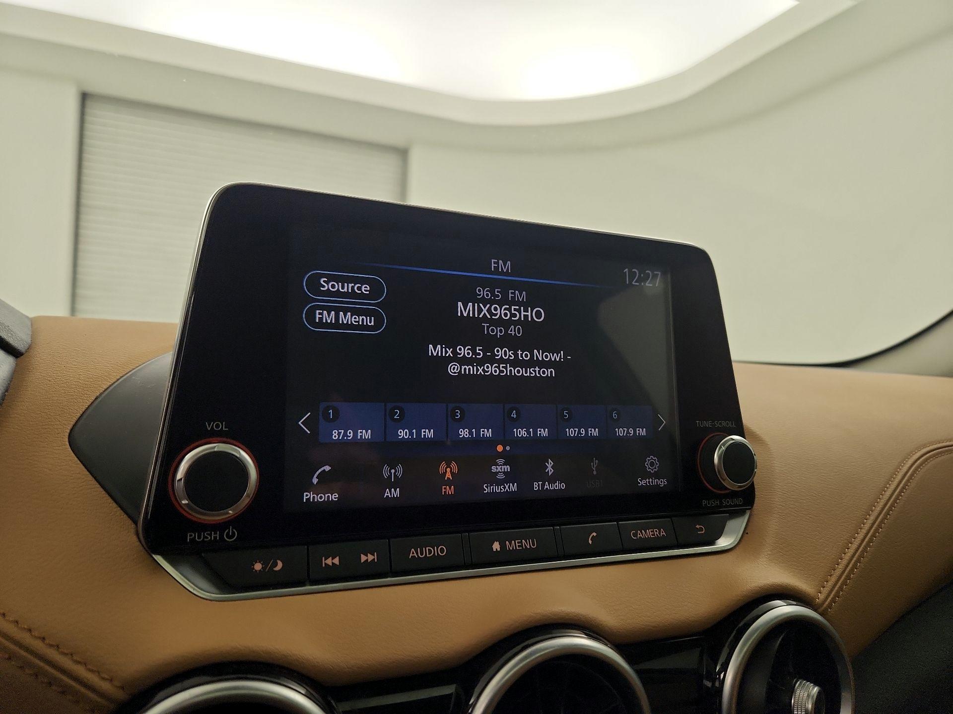 Thumbnail: 2020 Nissan Sentra - 15