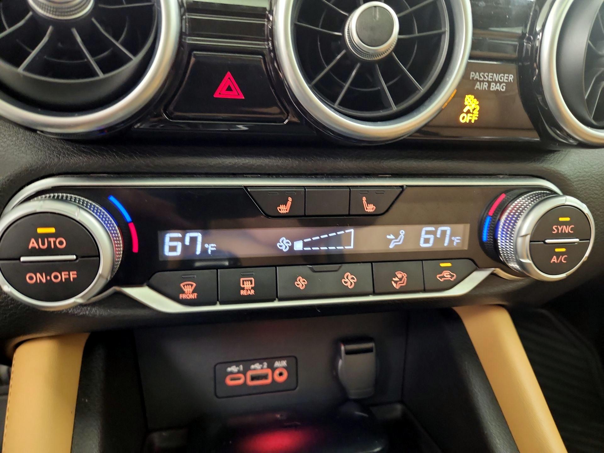Thumbnail: 2020 Nissan Sentra - 16