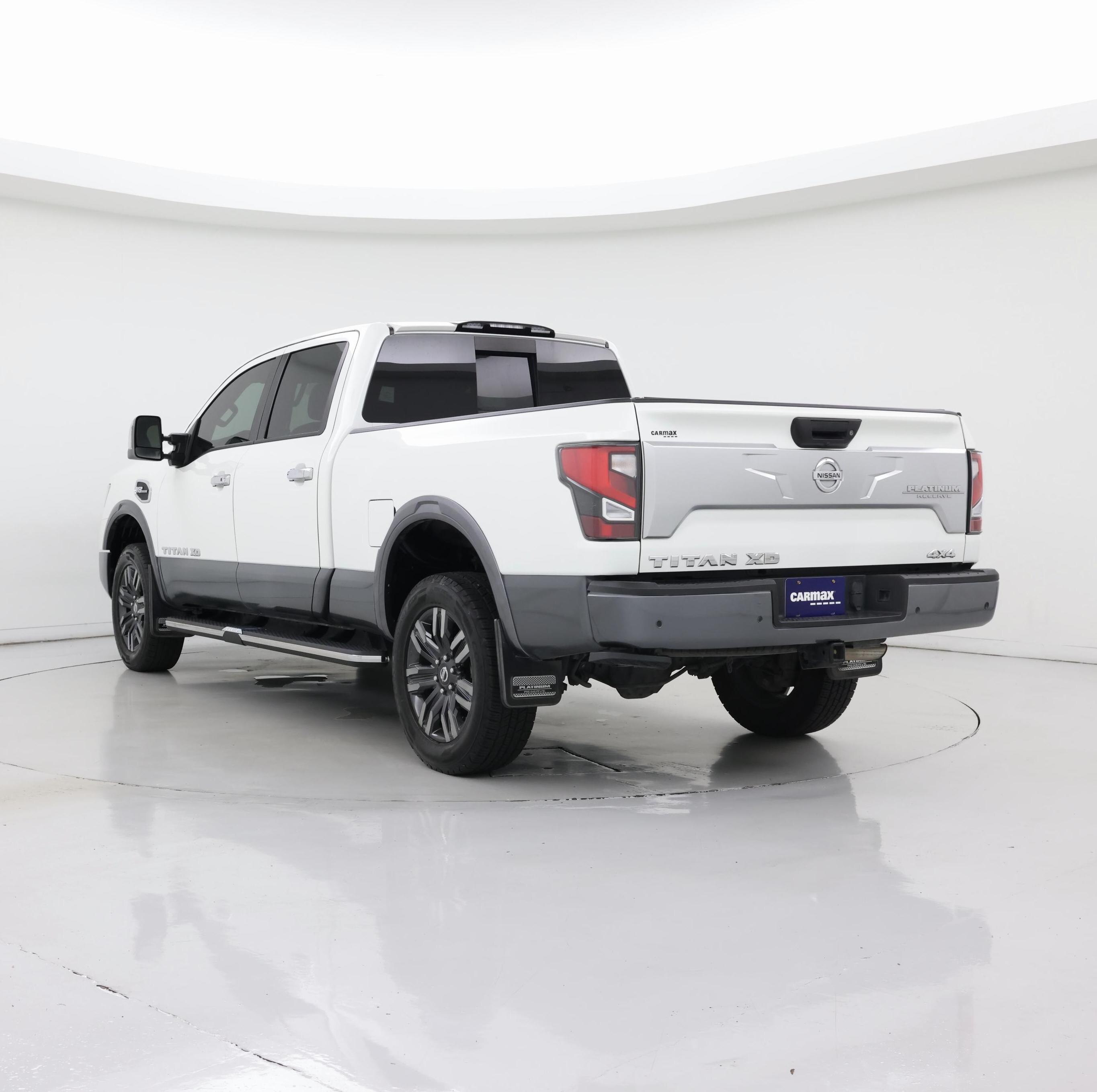 Thumbnail: 2020 Nissan Titan - 2