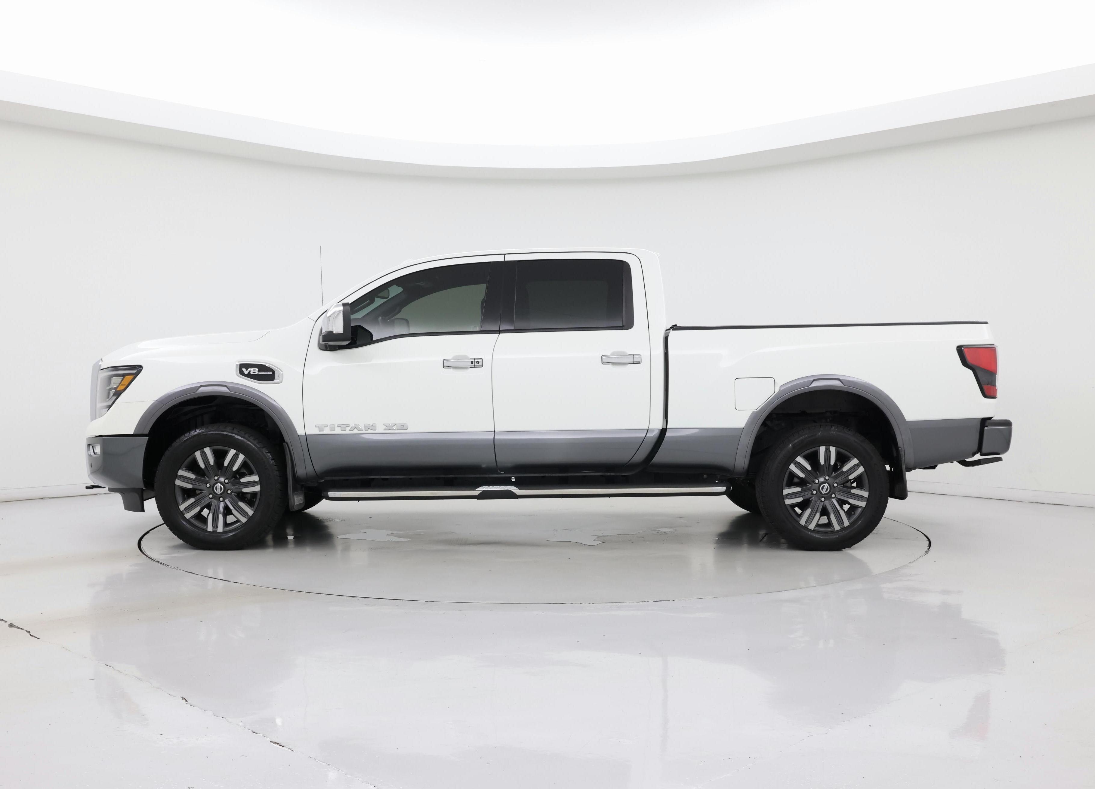 Thumbnail: 2020 Nissan Titan - 3