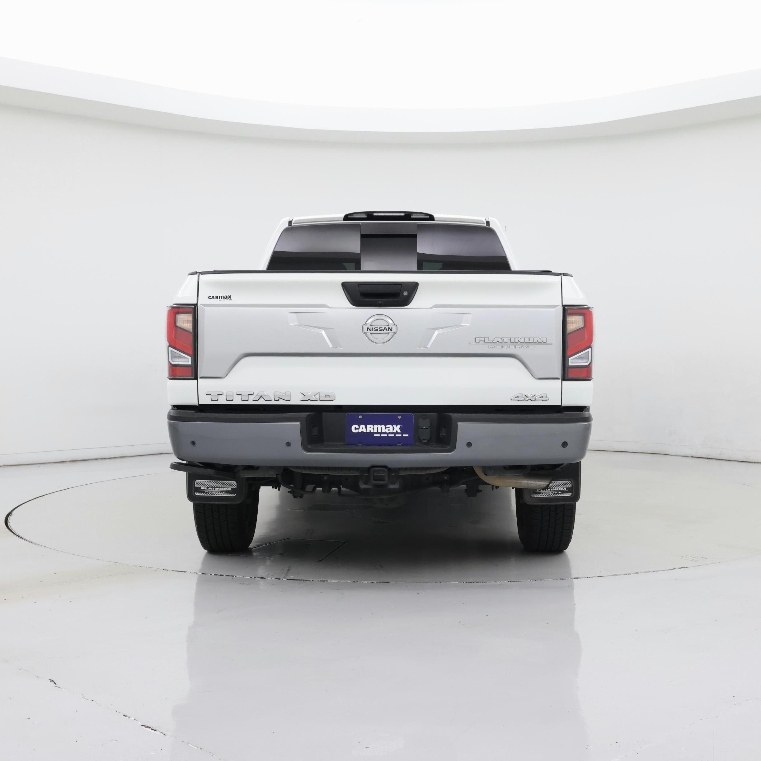 Thumbnail: 2020 Nissan Titan - 6
