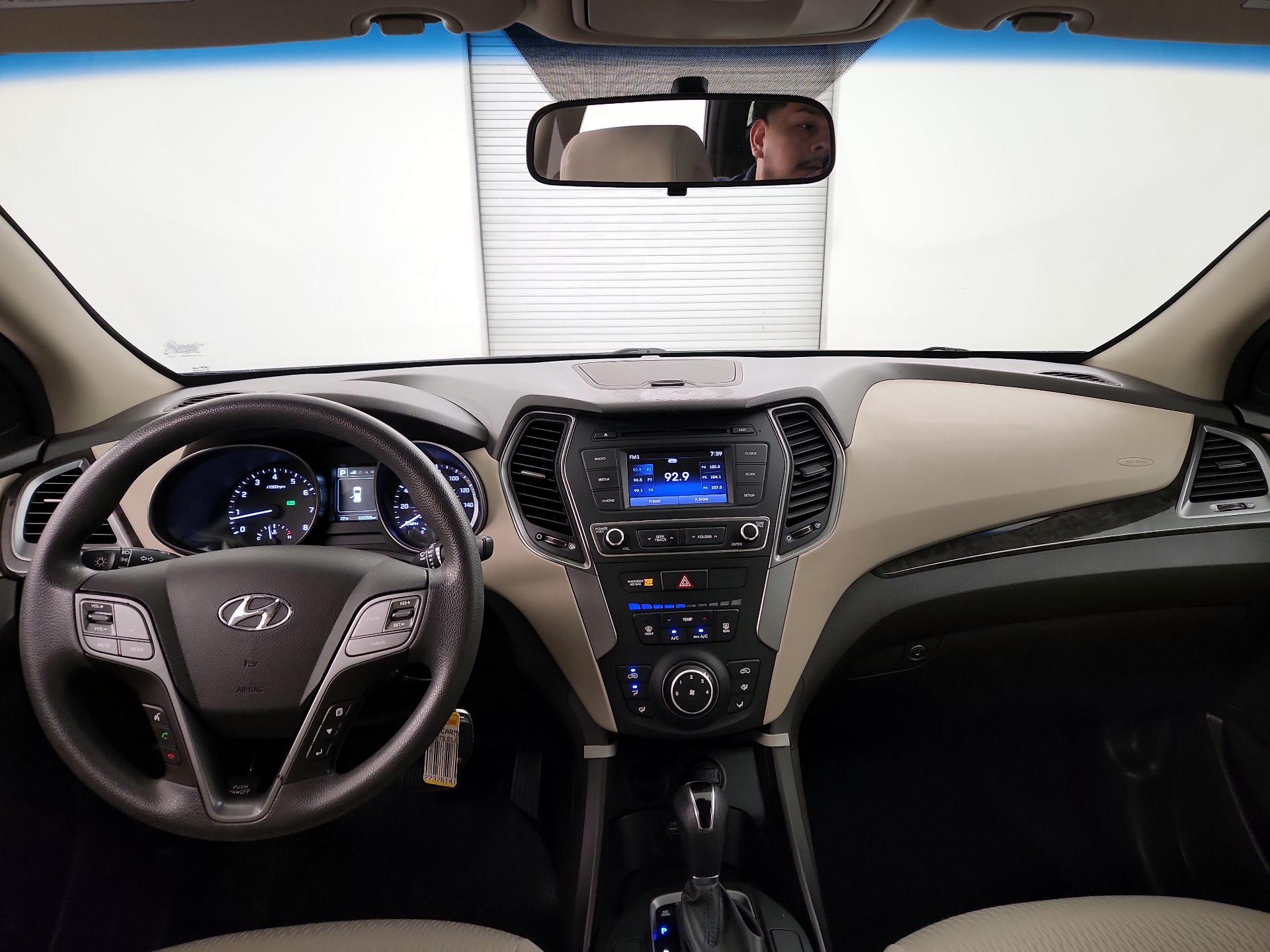 Thumbnail: 2018 Hyundai Santa Fe - 9