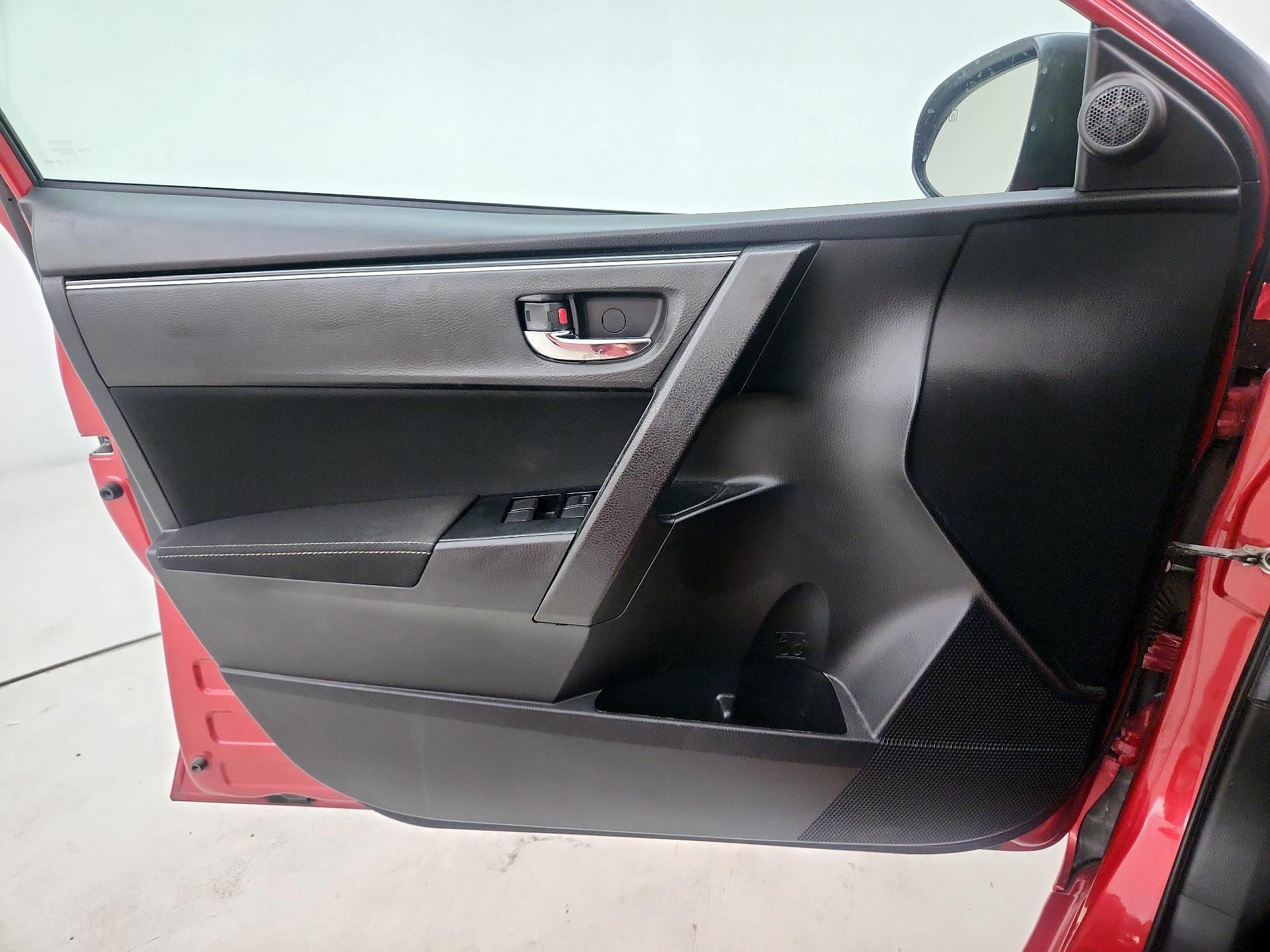 Thumbnail: 2019 Toyota Corolla - 12