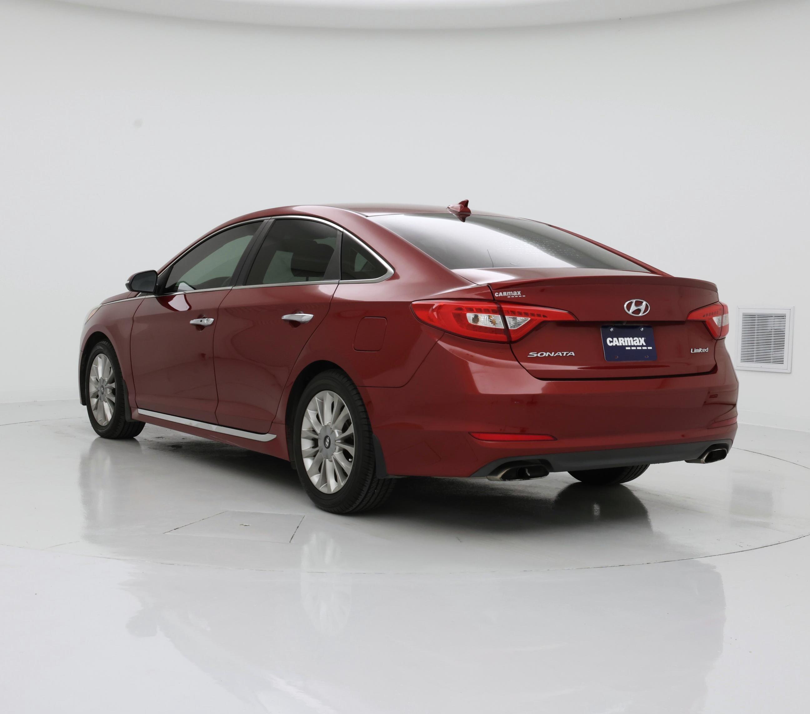 Thumbnail: 2015 Hyundai Sonata - 2