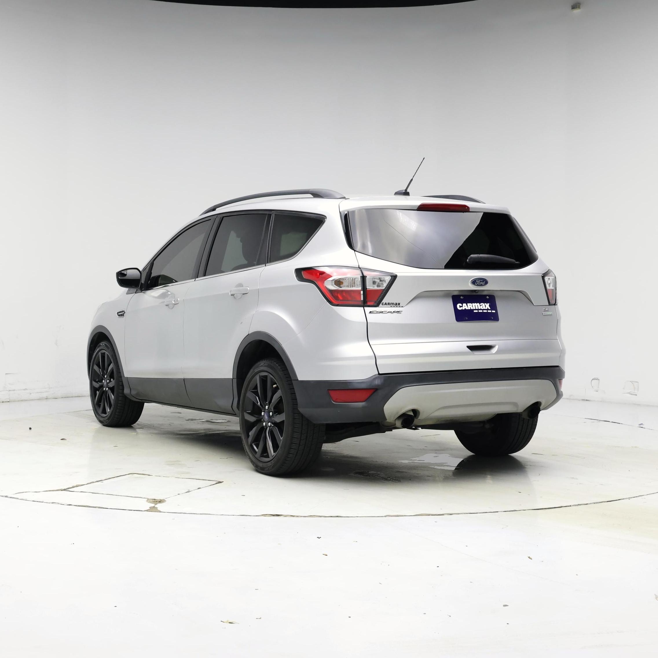 Thumbnail: 2018 Ford Escape - 2