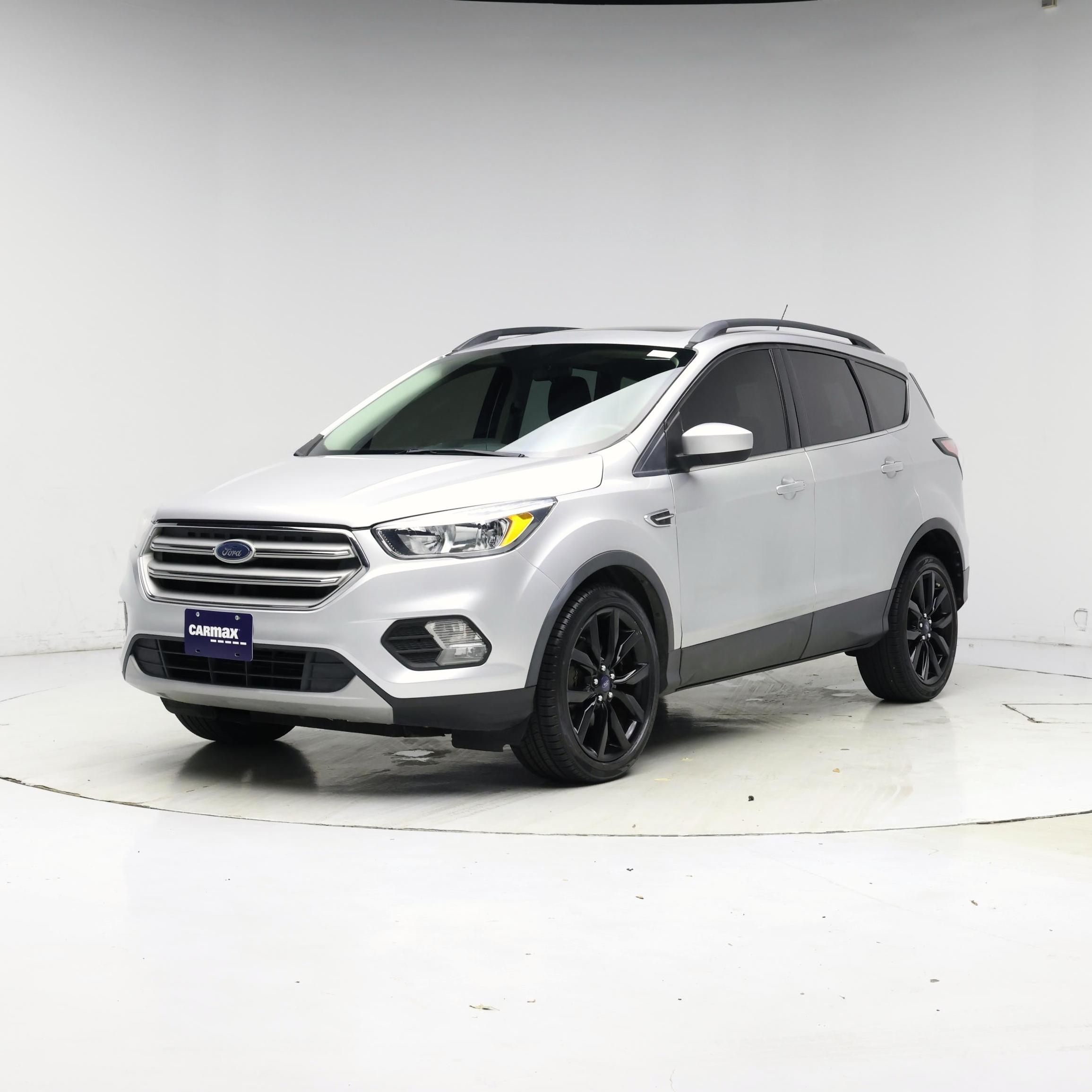 Thumbnail: 2018 Ford Escape - 4