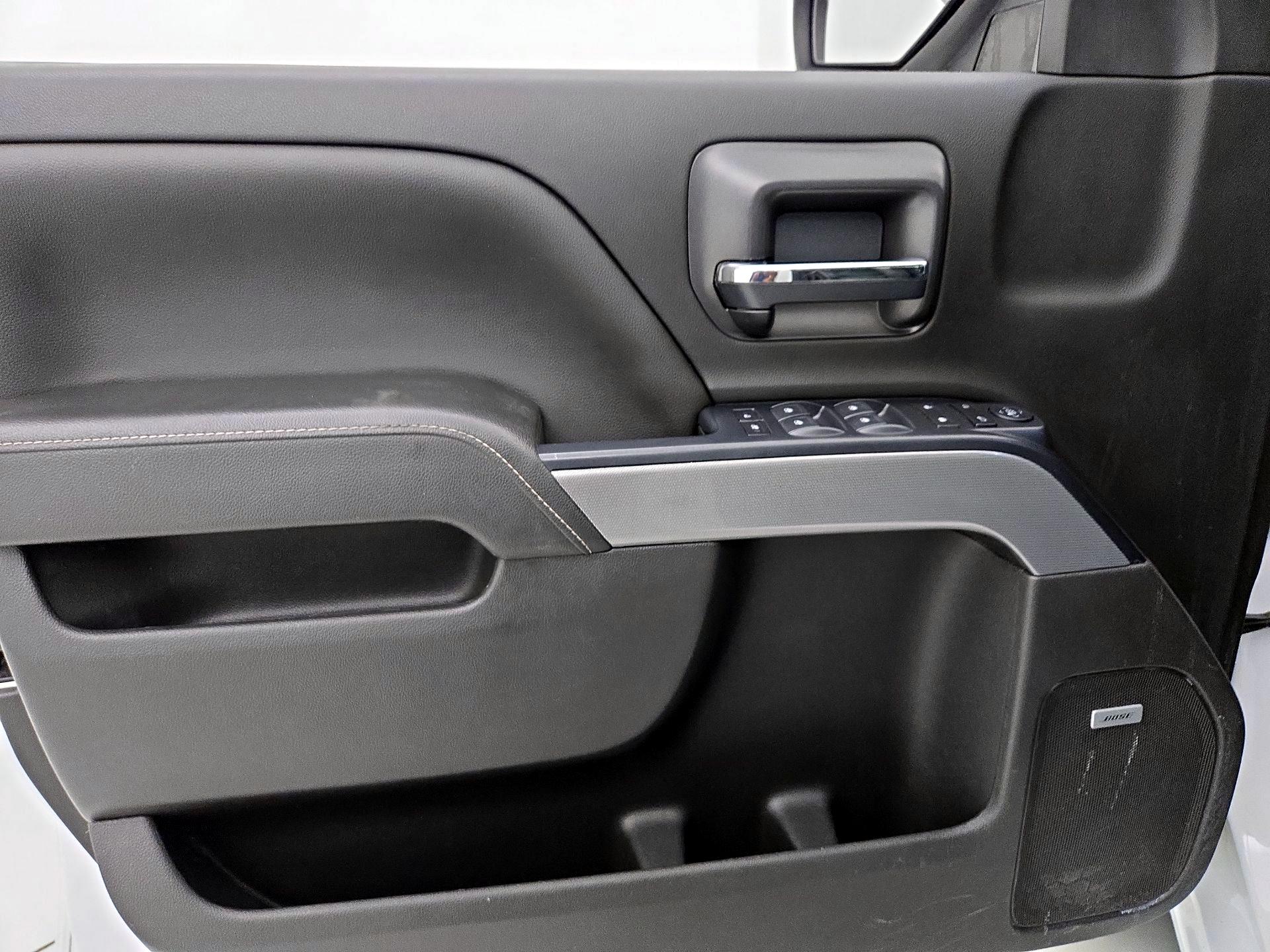 Thumbnail: 2018 Chevrolet Silverado 1500 - 12