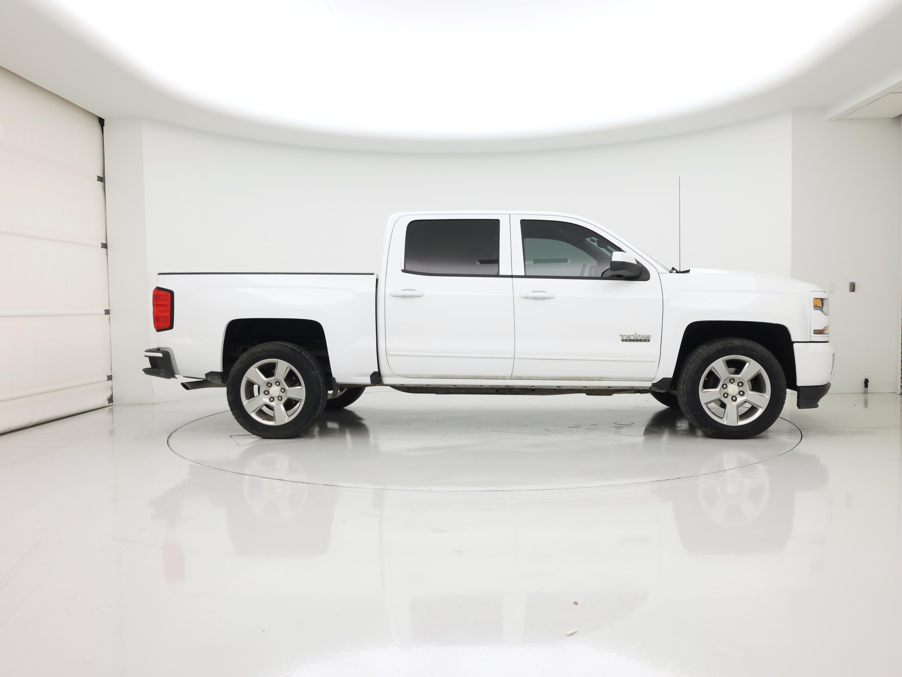 Thumbnail: 2018 Chevrolet Silverado 1500 - 7